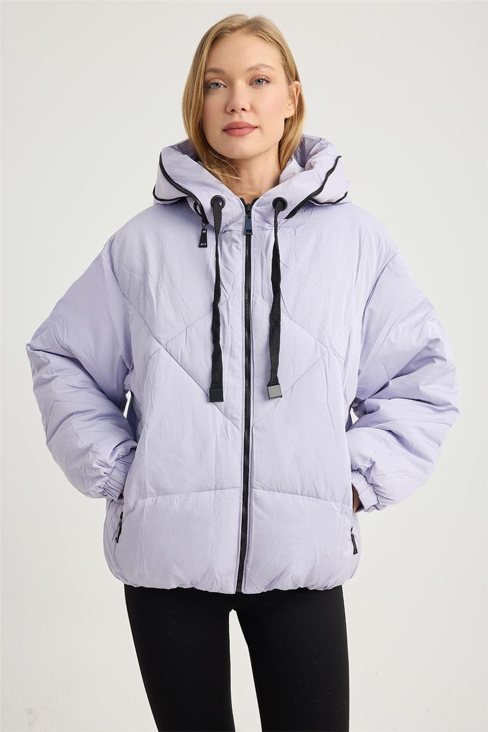 HomeStore Windbreaker Kapuzen-Steppjacke mit Aufdruck