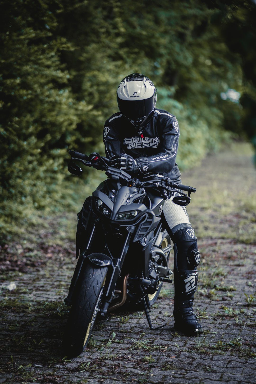 Motorradkombi Black/Gray/White Arlen Motorrad Lederkombi Edge Ness 2-Teiler