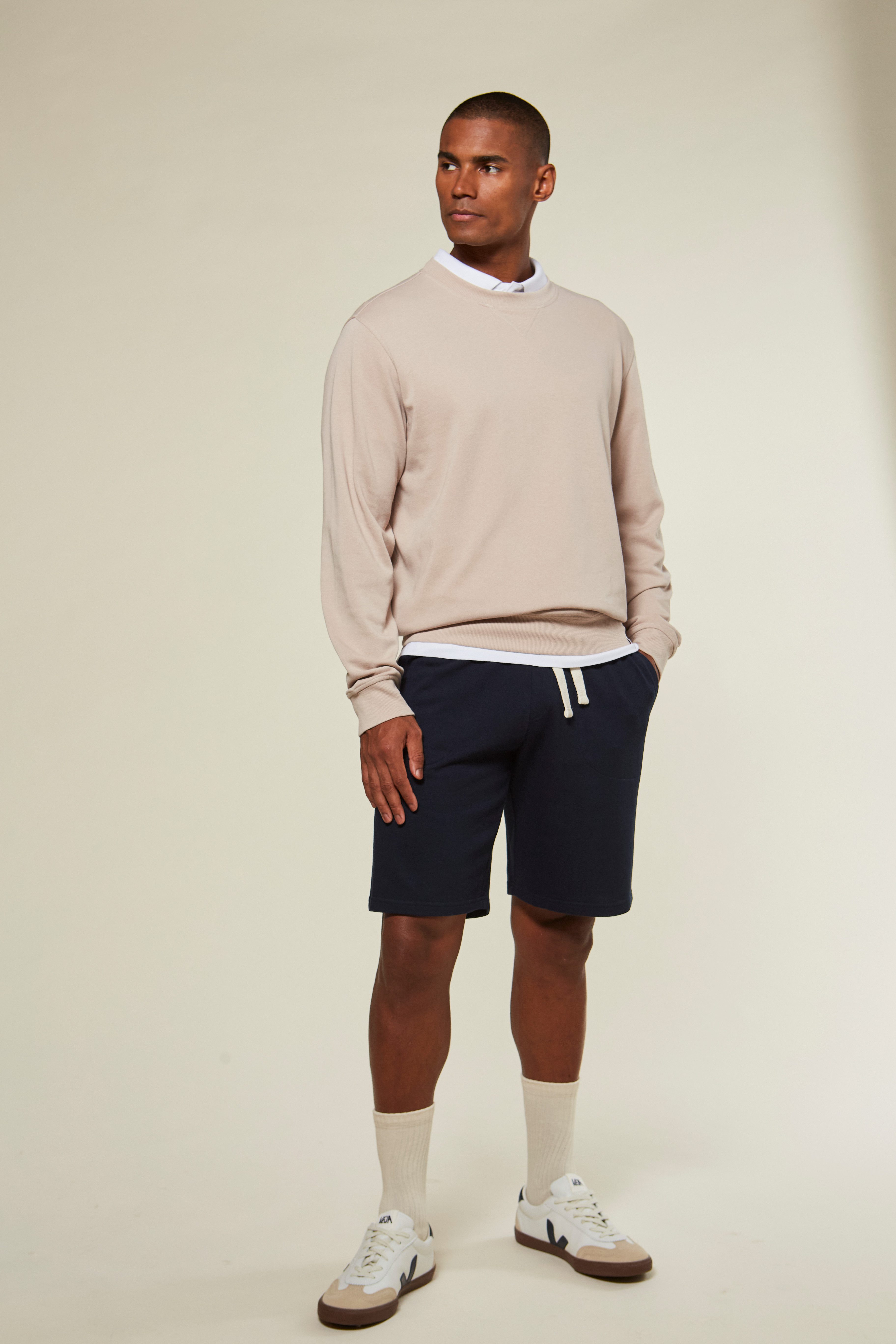 KangaROOS Sweatshirt mit Rundhalsausschnitt mit coolem Rippeinsatz am Ausschnitt vorn