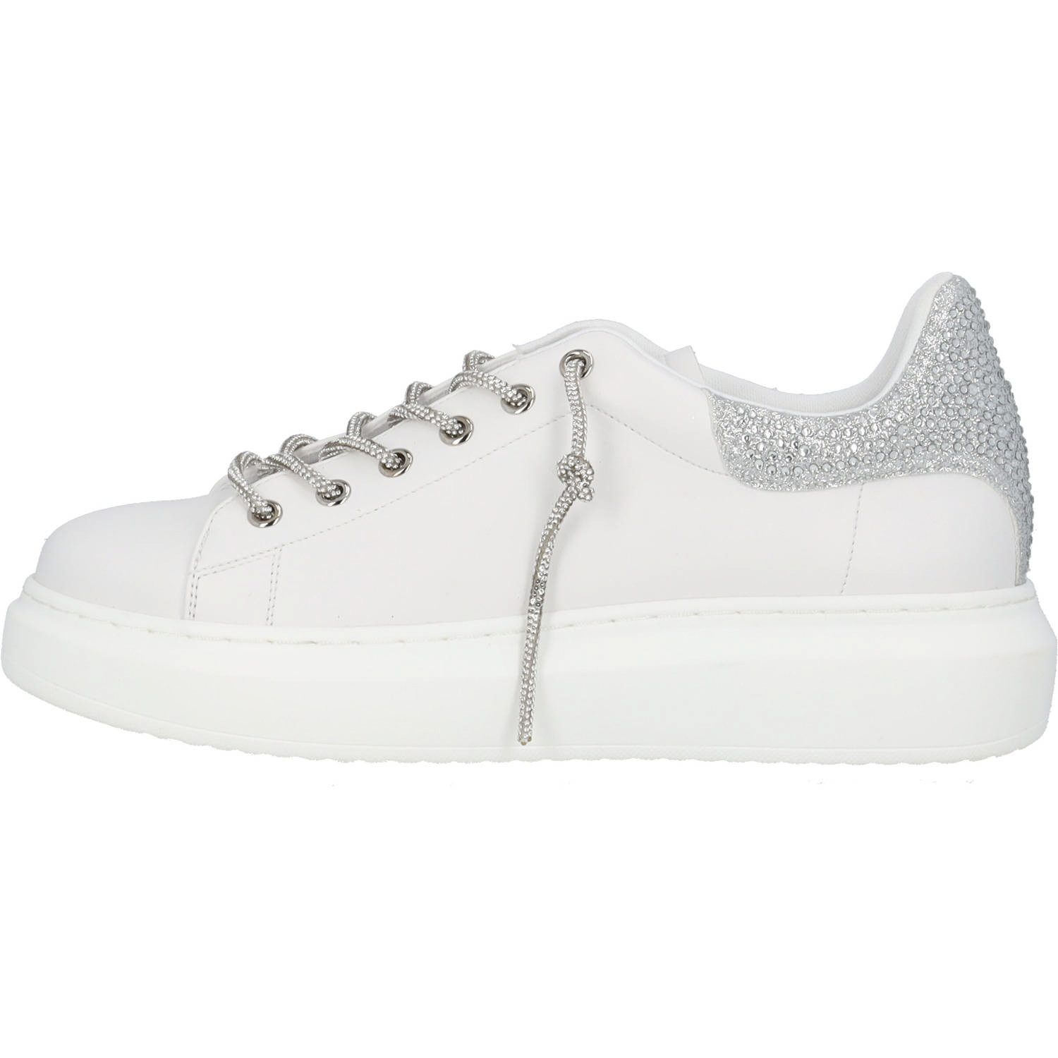 Palado by Sila Sahin Rugu by Sila Sahin Sneaker