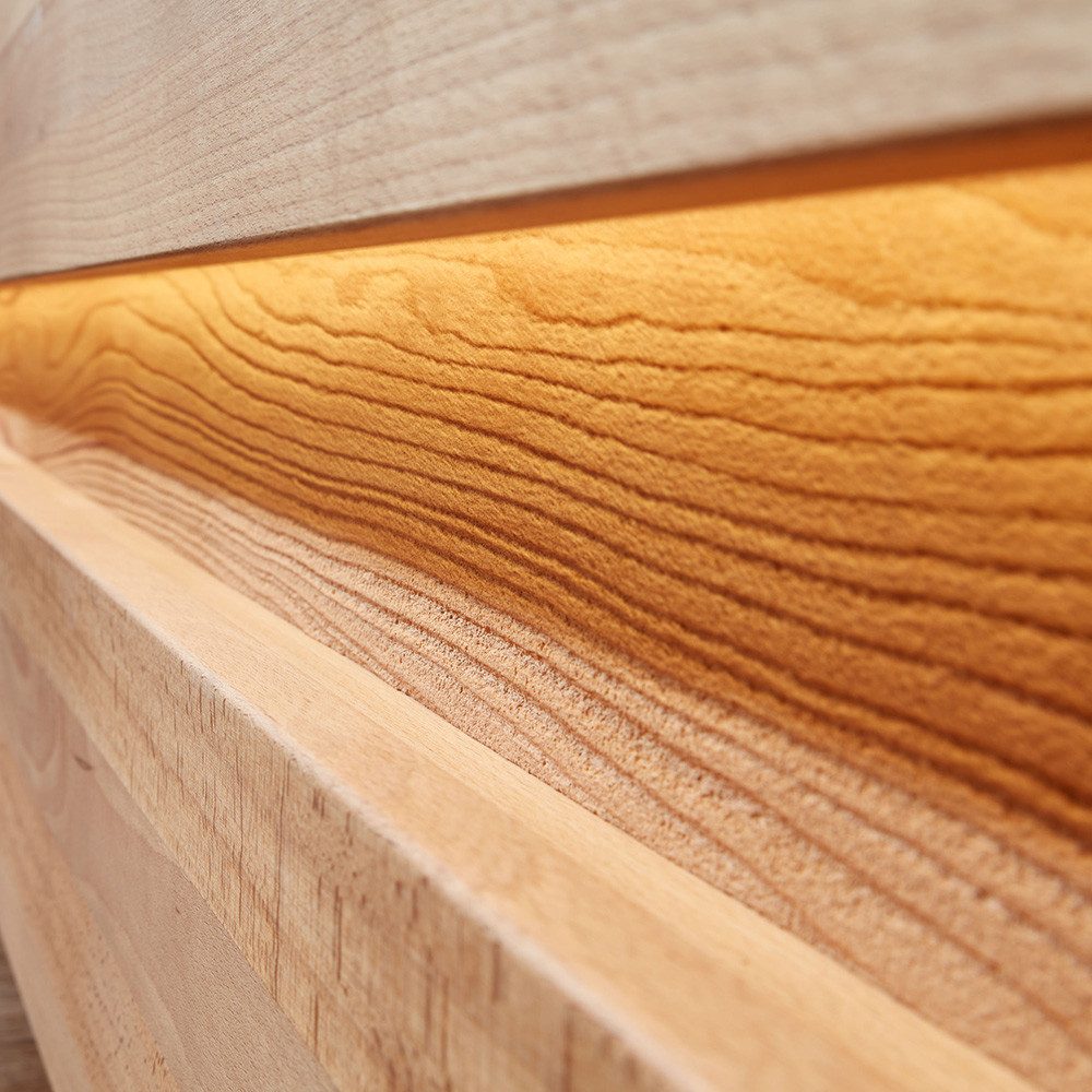 Lomadox Vitrine WELLAND-69 63 cm, Kernbuche massiv geölt mit LED-Beleuchtung, Türanschlag rechts