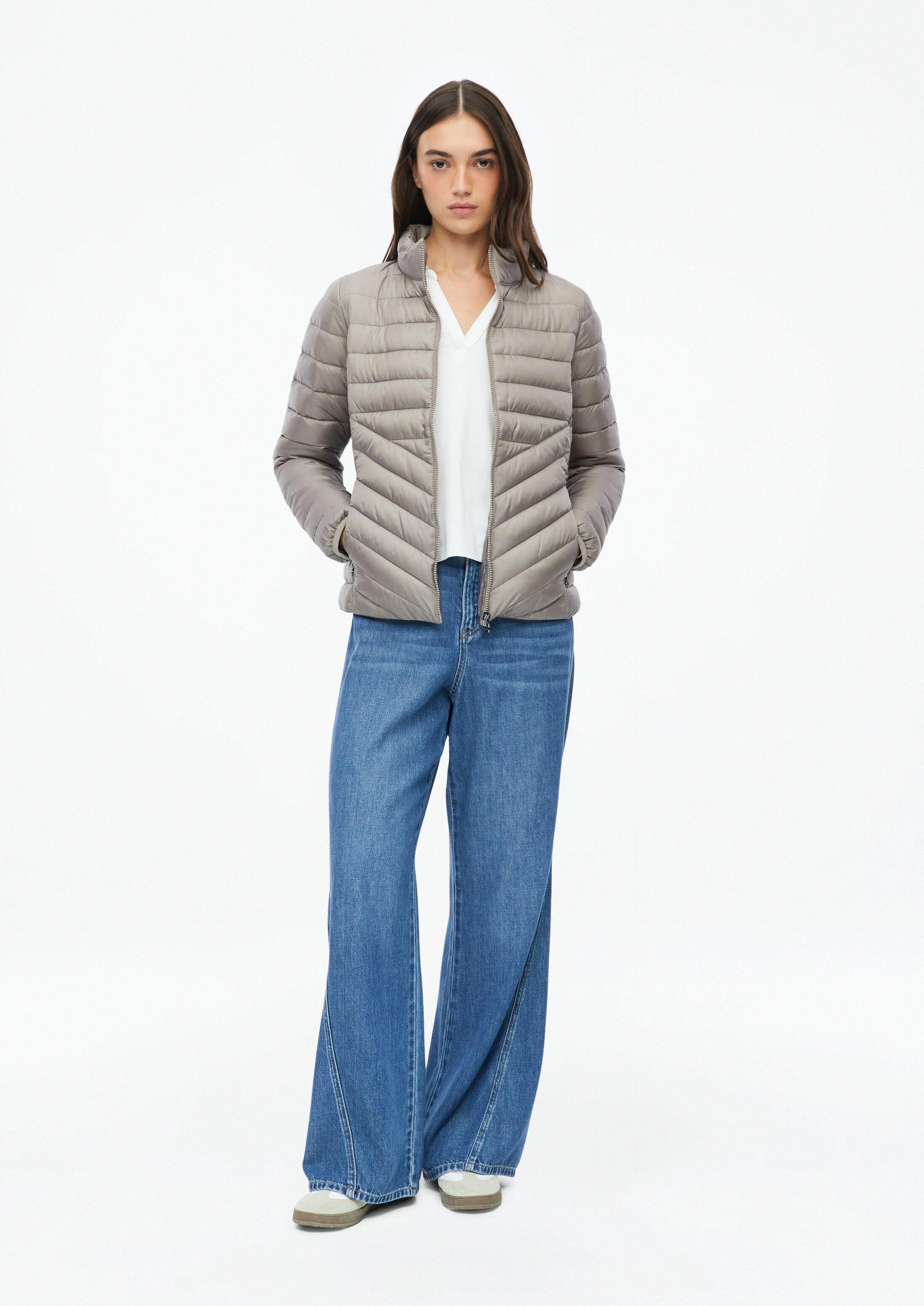 s.Oliver Funktionsjacke Outdoor-Jacke Leichte Steppjacke mit Packfunktion – Bild 5 von 5