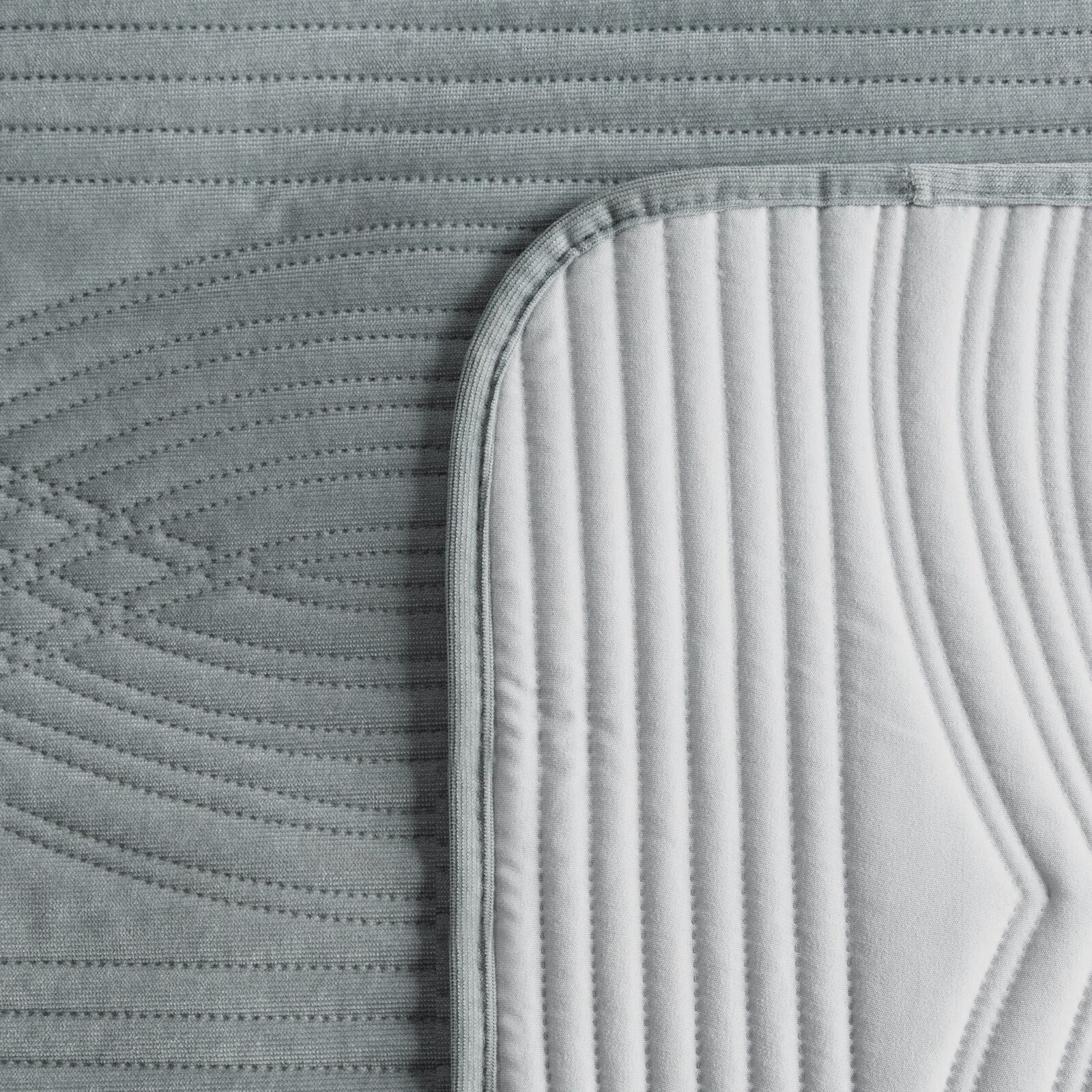 Eurofirany Tagesdecke VELVET, Steppdecke Samtdecke Karomuster Weicher Überwurf Velours – Bild 4 von 5