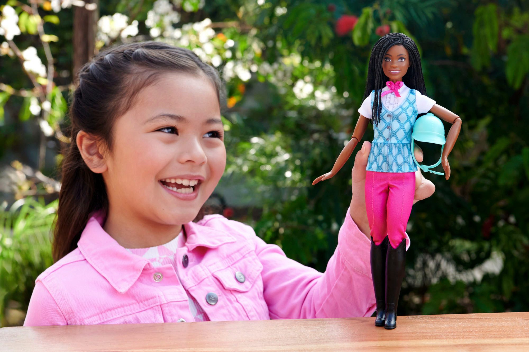 Barbie Anziehpuppe Mysteries: Das geheimnisvolle Pferdeabenteuer: günstig online kaufen