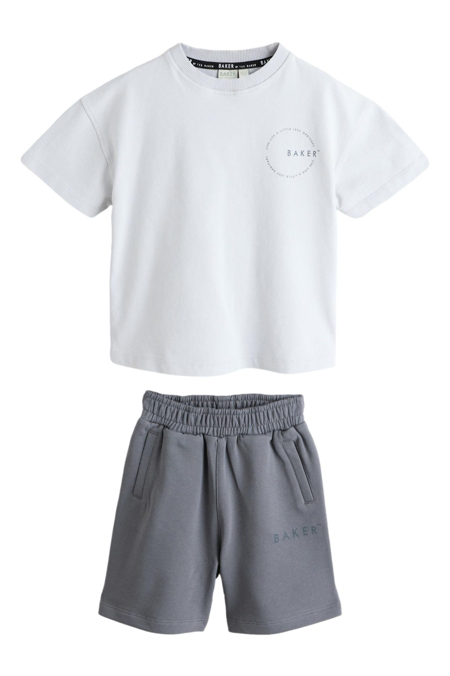T-Shirt & Shorts Baker by Ted Baker T-Shirts + Shorts im Set