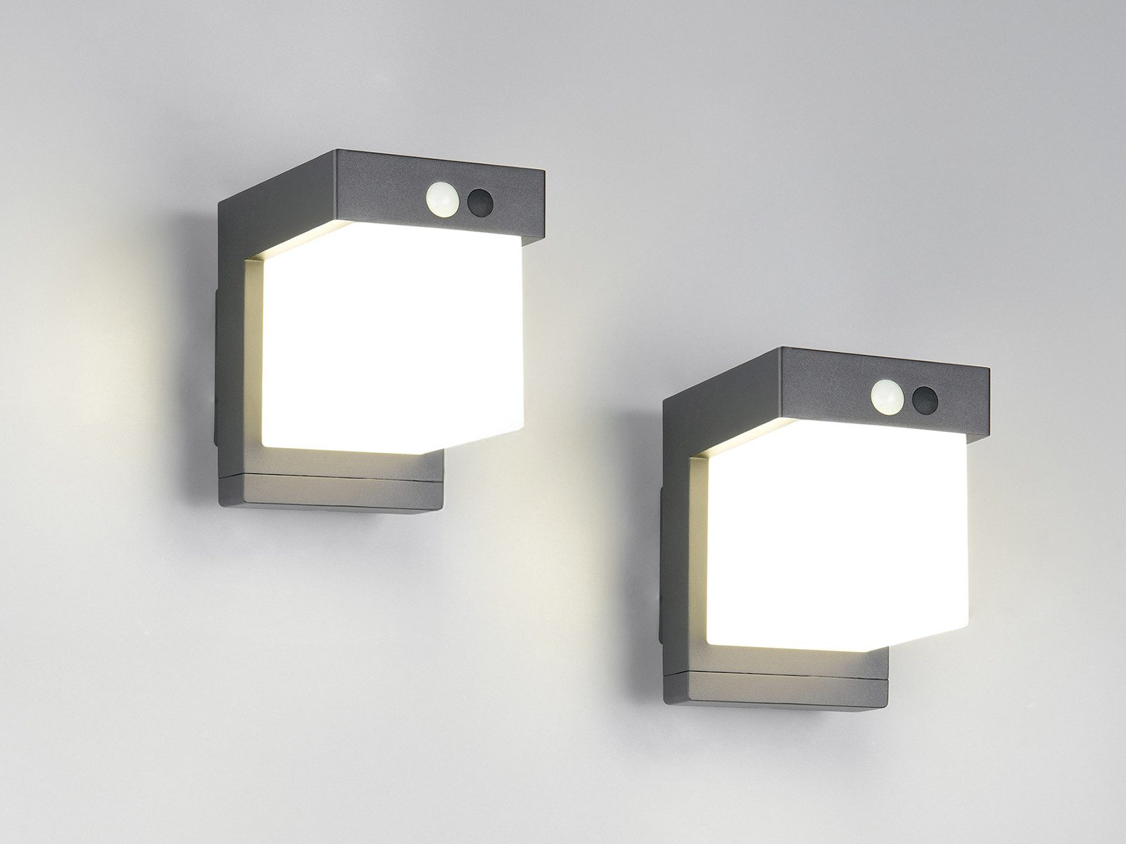 Reality Leuchten LED Außen-Wandleuchte, Bewegungsmelder, LED fest integriert, Neutralweiß, 2er SET Hybrid Außenleuchten mit Strom und Solar & Dämmerungssensor