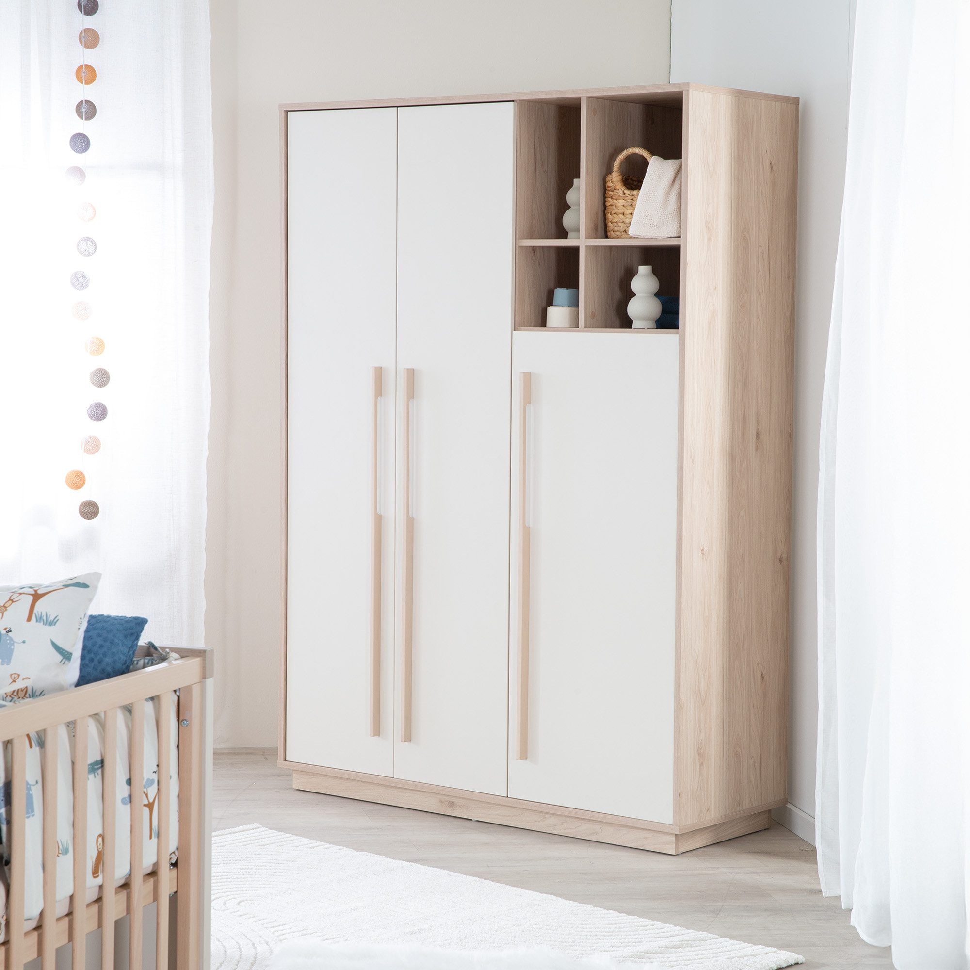 roba® Kleiderschrank Elva - Schrank mit 3 Türen Für Baby- & Kinderzimmer Soft-Close Türen