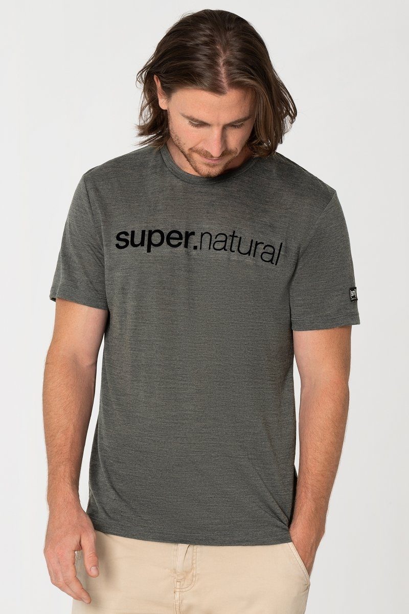SUPER.NATURAL Print-Shirt Merino T-Shirt M 3D SIGNATURE TEE lässiger Merino-Materialmix Pirate Grey Melange/Jet Black