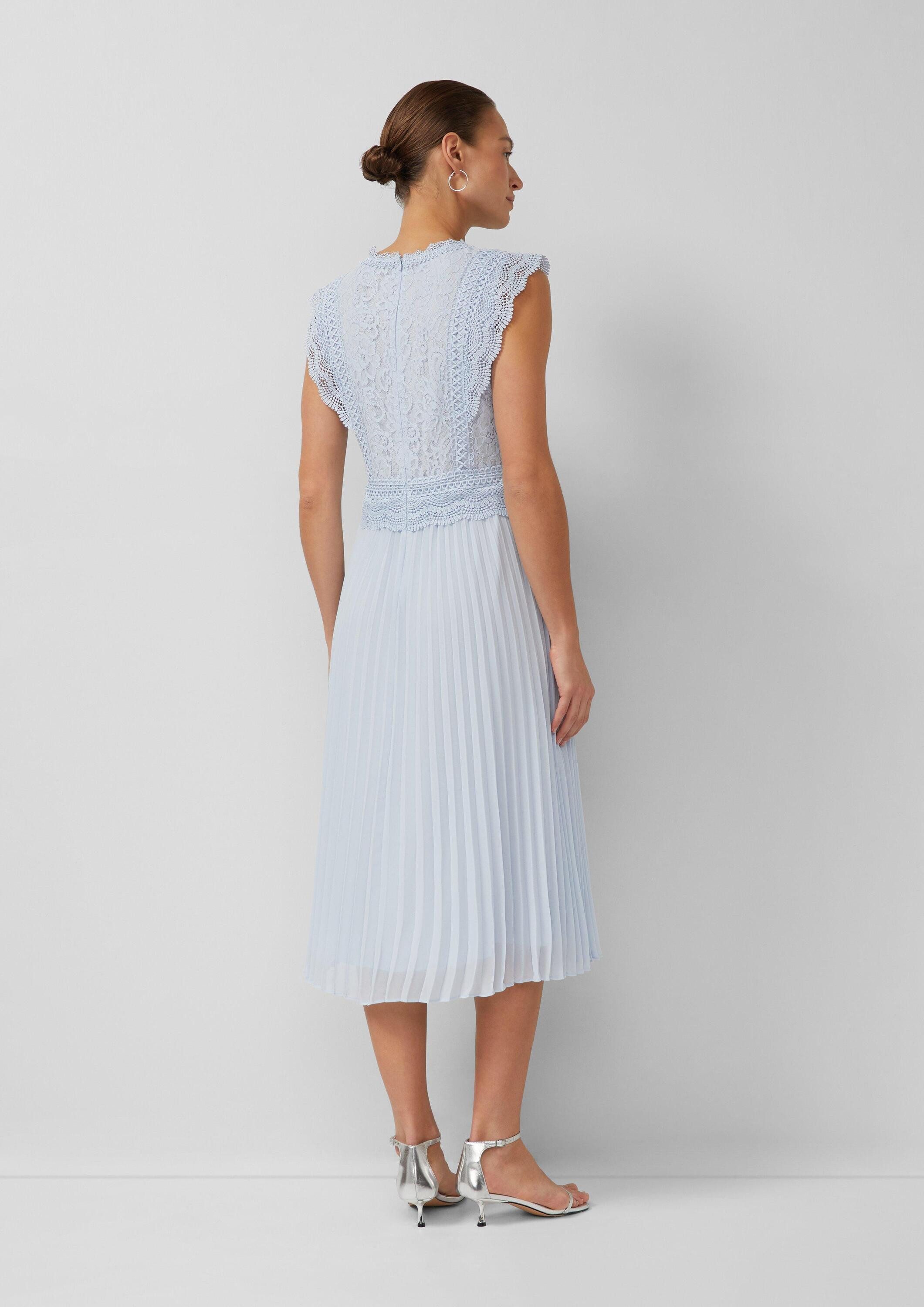 s.Oliver Midikleid Kleid Ärmelloses Midikleid mit Spitze und Plissee