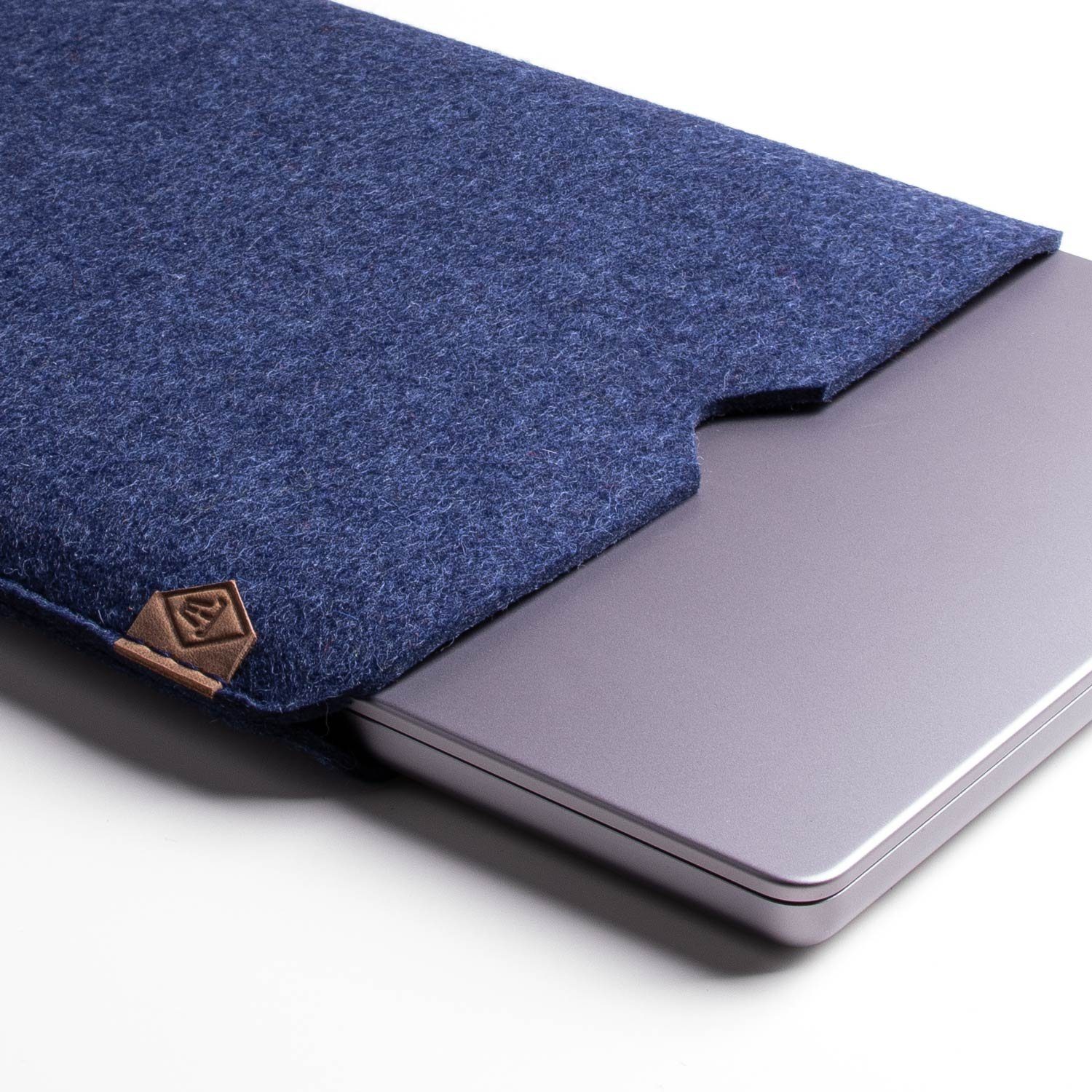 werktat Laptoptasche Hülle für Apple MacBook Pro 14" (M1/M2) Handmade Filz  Tasche Cover, 100% Schurwolle, Made in Germany
