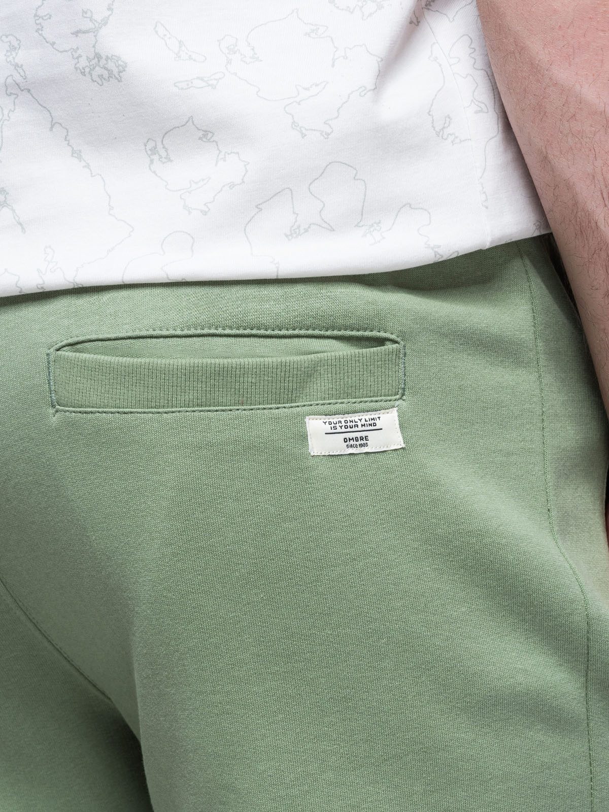 OMBRE Sweatshorts Herrenshorts aus Strick mit Kordelzug in der Taille und Taschen