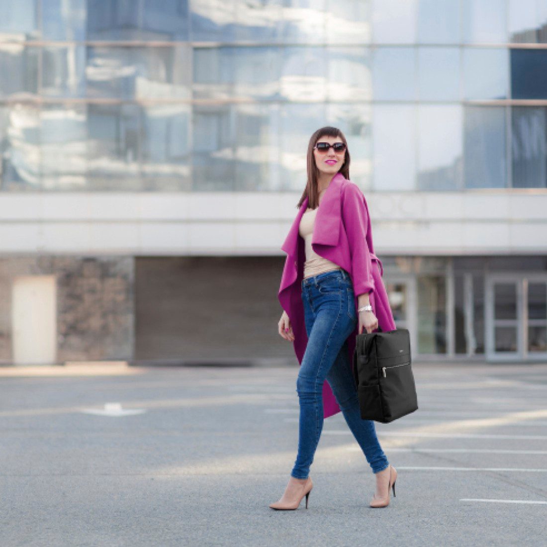 Hama Laptoprucksack Laptoprucksack (bis 41 cm (16,2), wasserabweisend, gepolstert, 15 l), extralanger Reißverschluss, Fach für Wertsachen