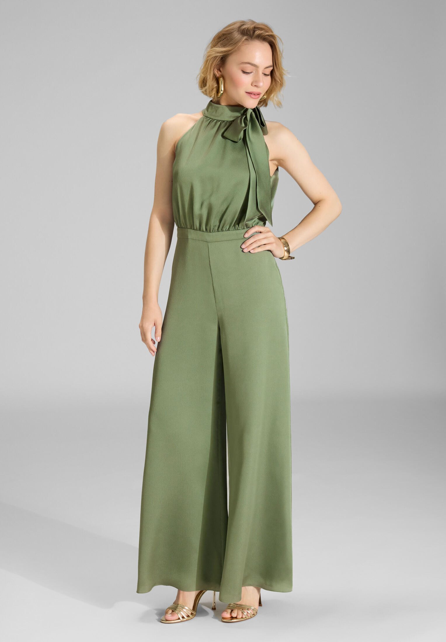 SWING Jumpsuit - Jumpsuit mit Schluppe aus Satin Oberteil in lockerer Passform