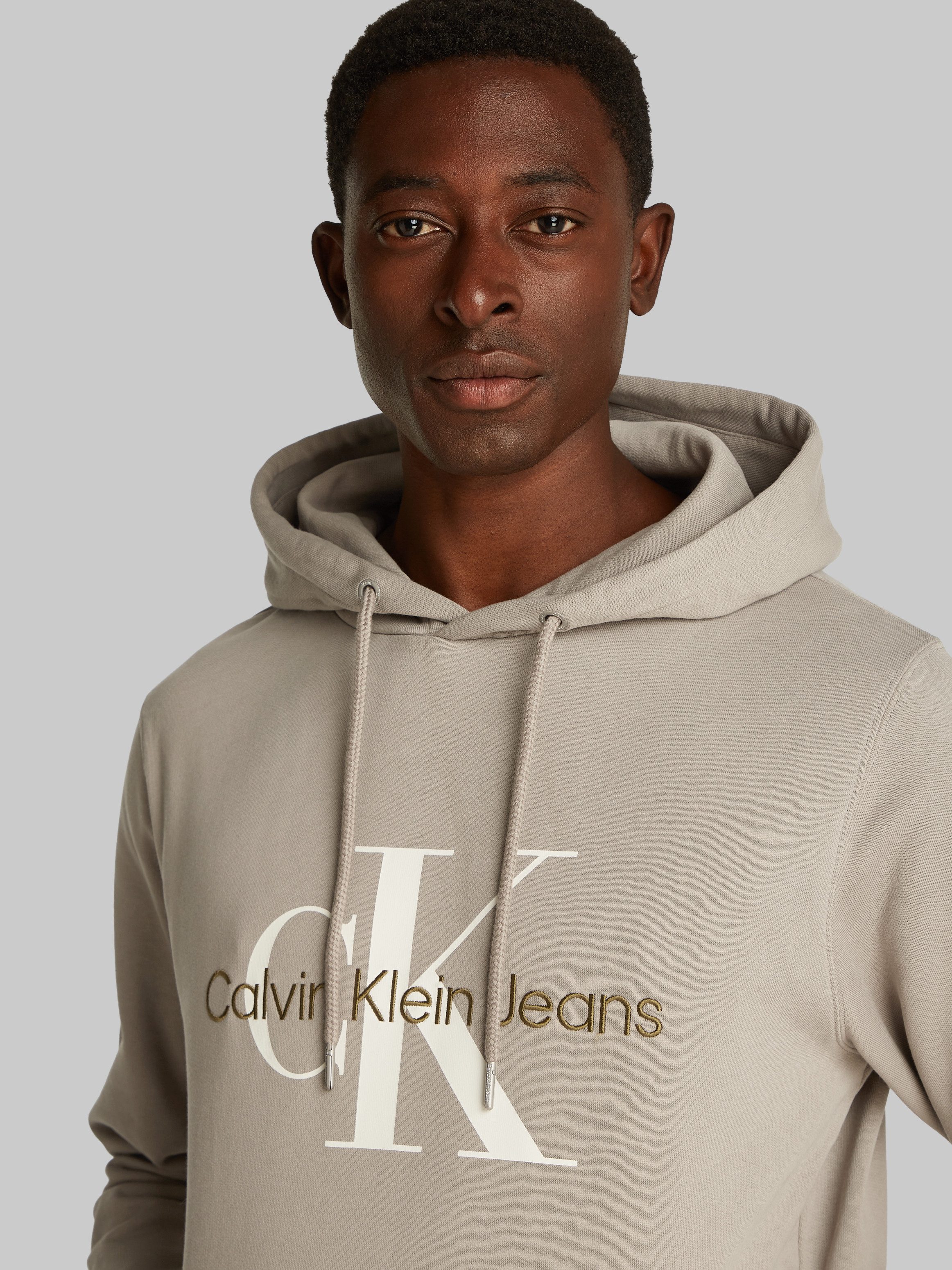 Calvin Klein Jeans Kapuzensweatshirt SEASONAL MONOLOGO REGULAR HOODIE mit L günstig online kaufen