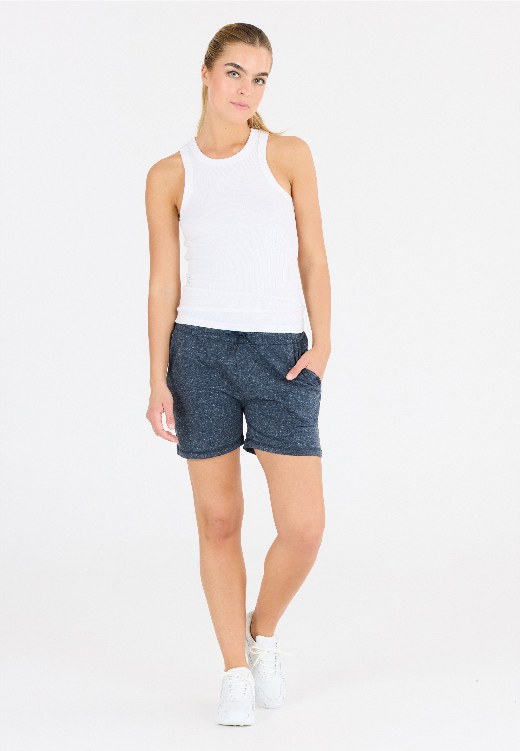 ATHLECIA Shorts Chestine mit guten Funktionen