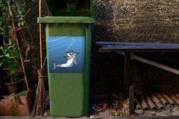MuchoWow Wandsticker Eine Illustration eines lachenden weißen Hais im Meer (1 St), Mülleimer-aufkleber, Mülltonne, Sticker, Container, Abfalbehälter