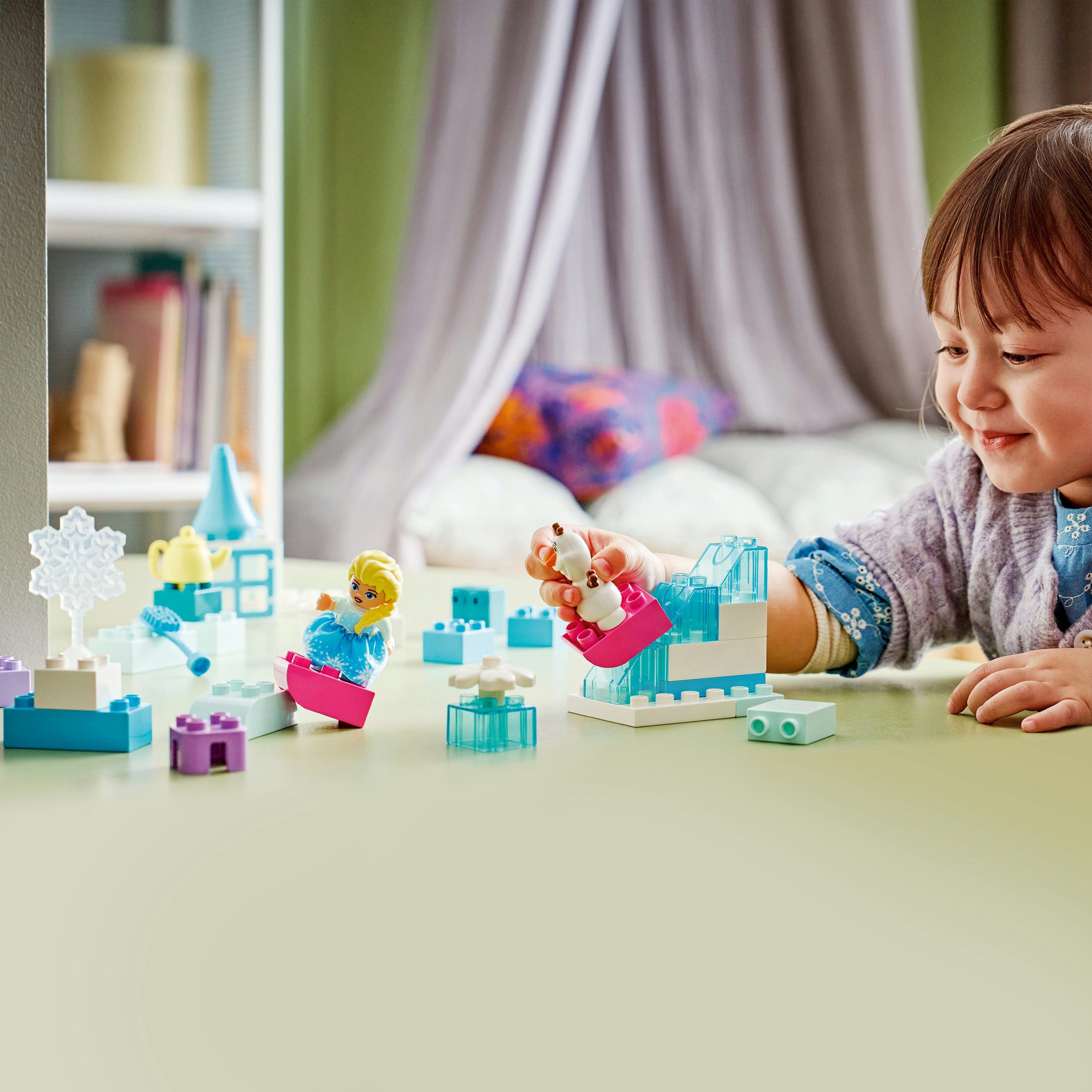 LEGO® Frozen Kreativbox mit Elsa und Olaf (10462), LEGO DUPLO Disney Konstruktionsspielsteine, (37 St), Made in Europe