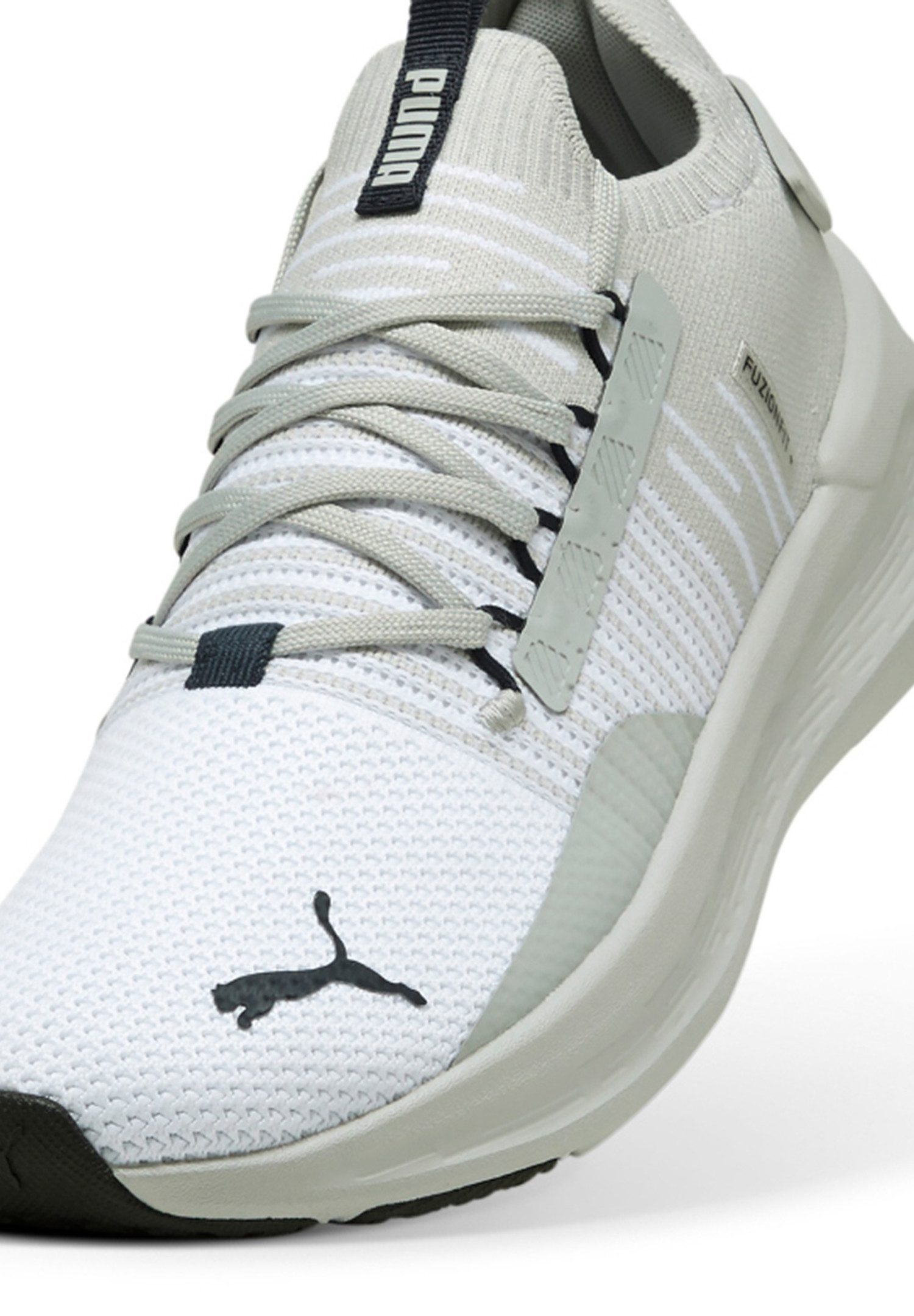 PUMA Softride Symmetry Fuzion Sneaker