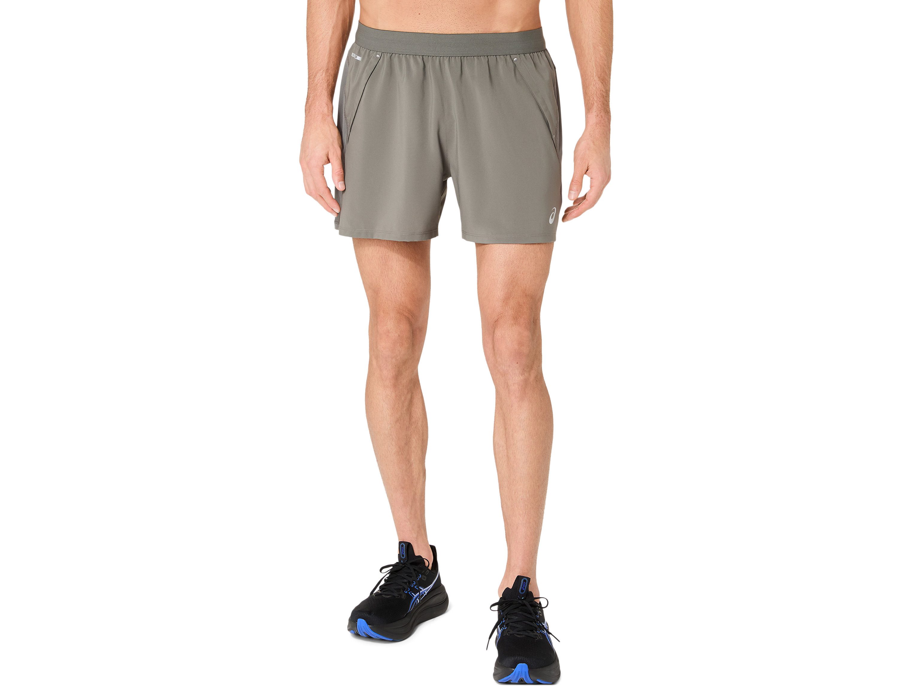 Asics Laufshorts ROAD 5IN SHORT ACTIBREEZE™ Technologie, Schnelltrocknend, Atmungsaktiv