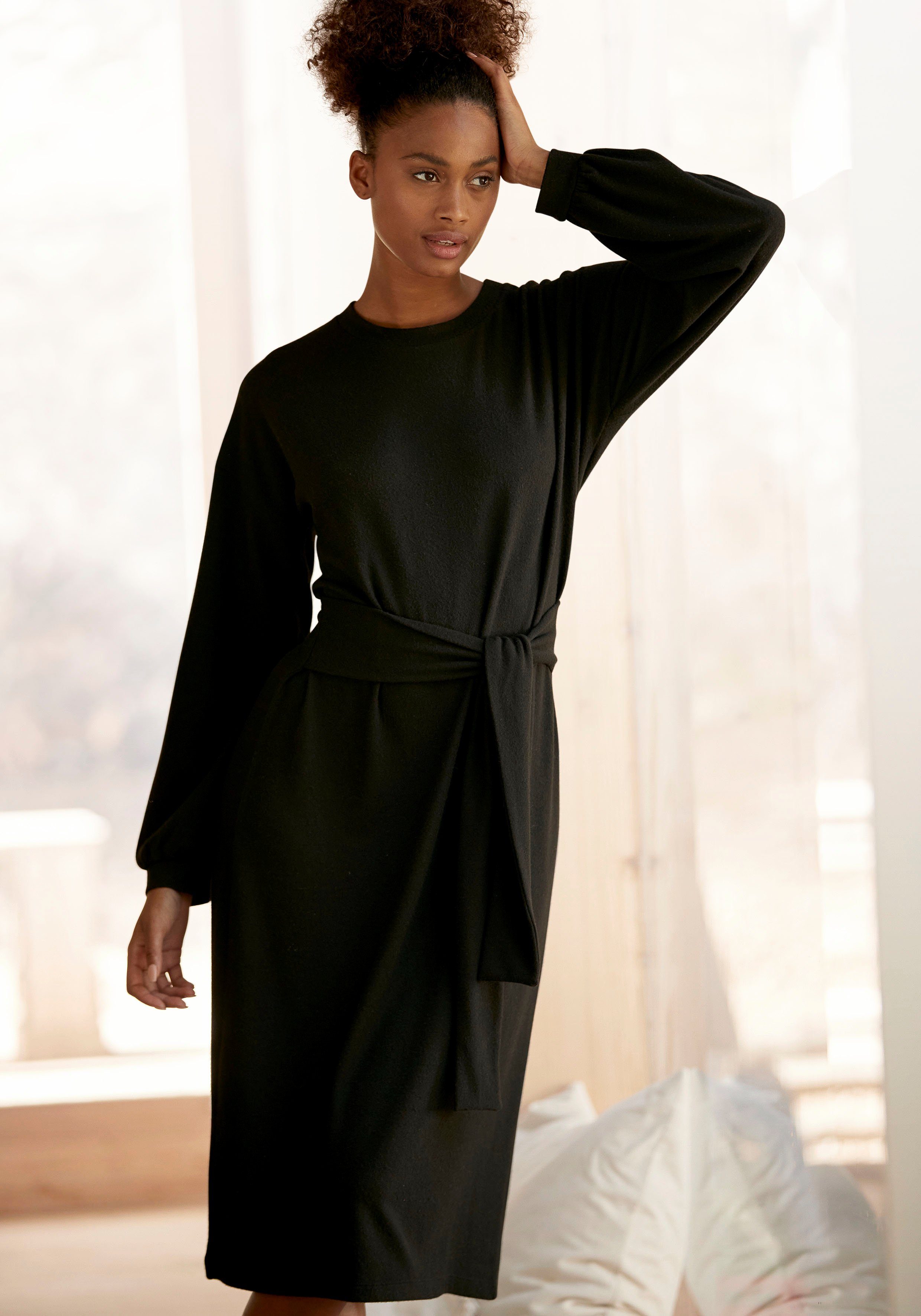 LASCANA Strickkleid Loungekleid mit Taillengürtel, Loungewear