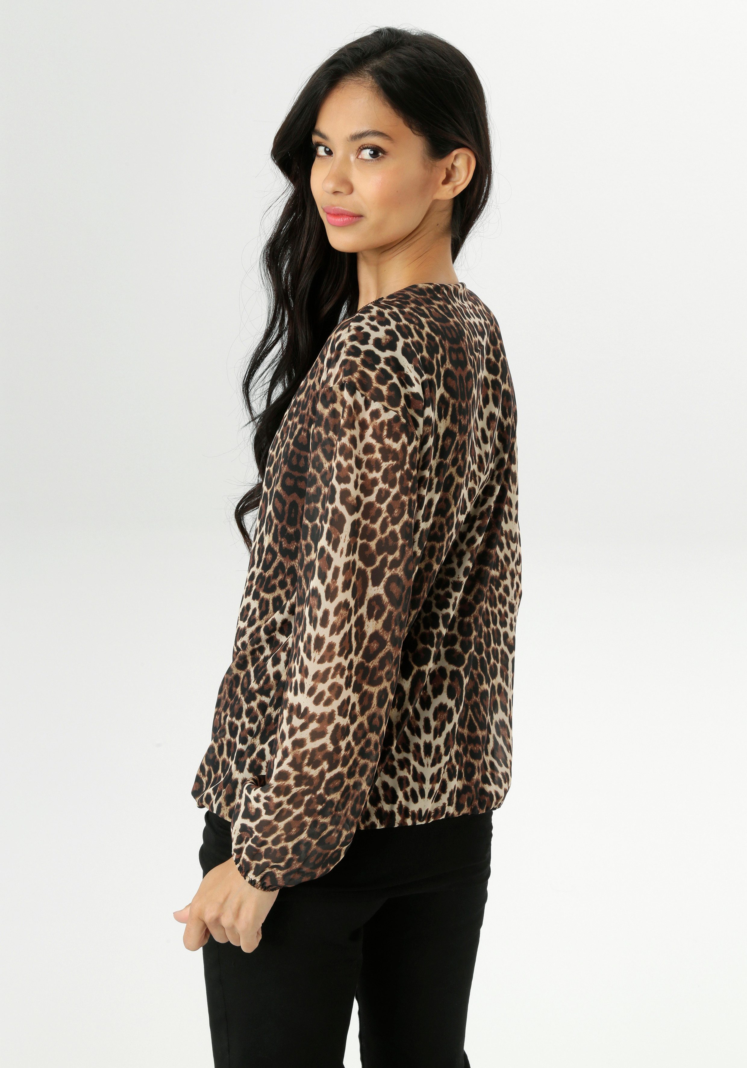 Aniston SELECTED Chiffonbluse mit goldfarbenen Reißverschluss am Ausschnitt günstig online kaufen