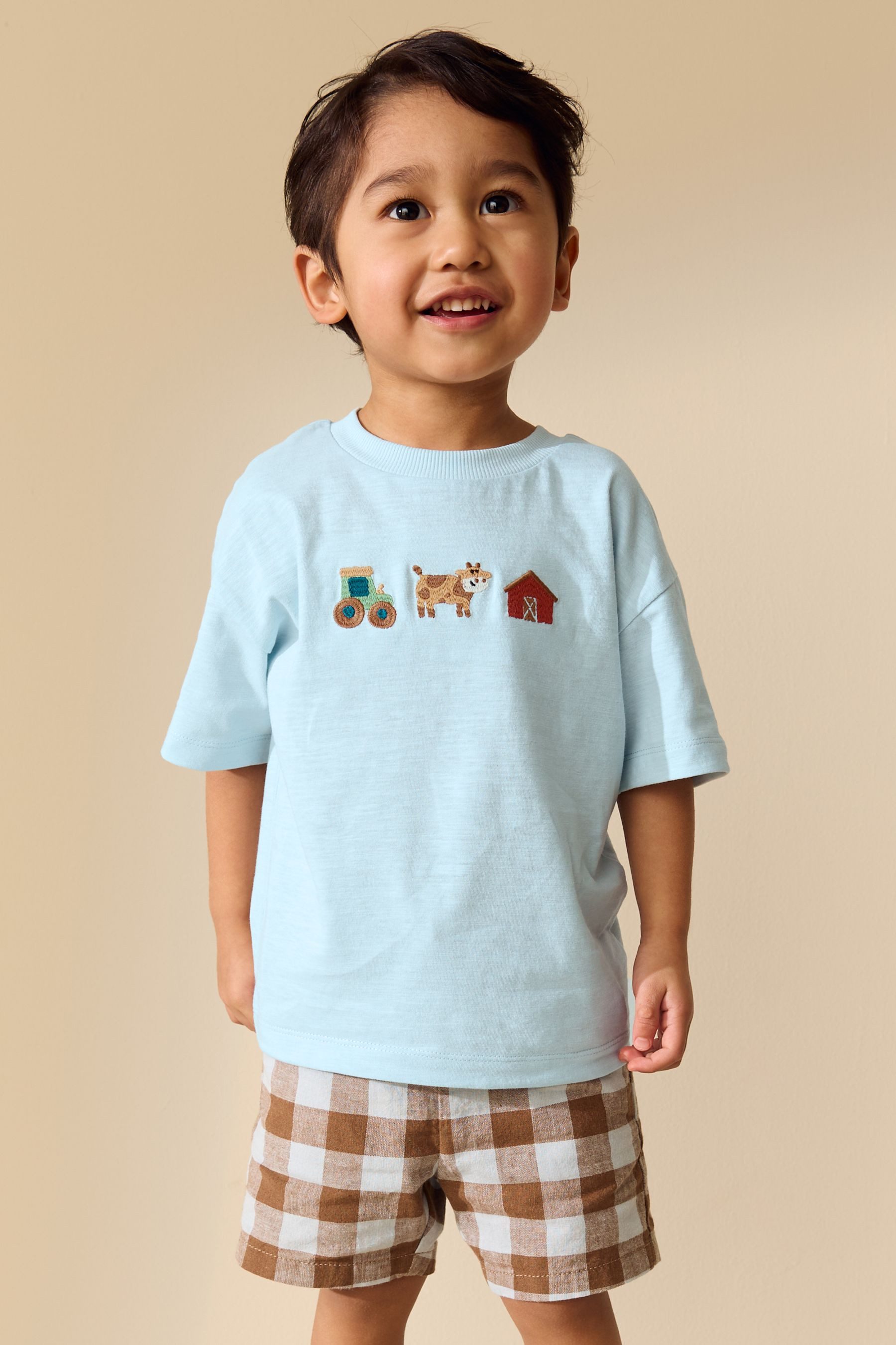T-Shirt T-Shirt mit Applikation