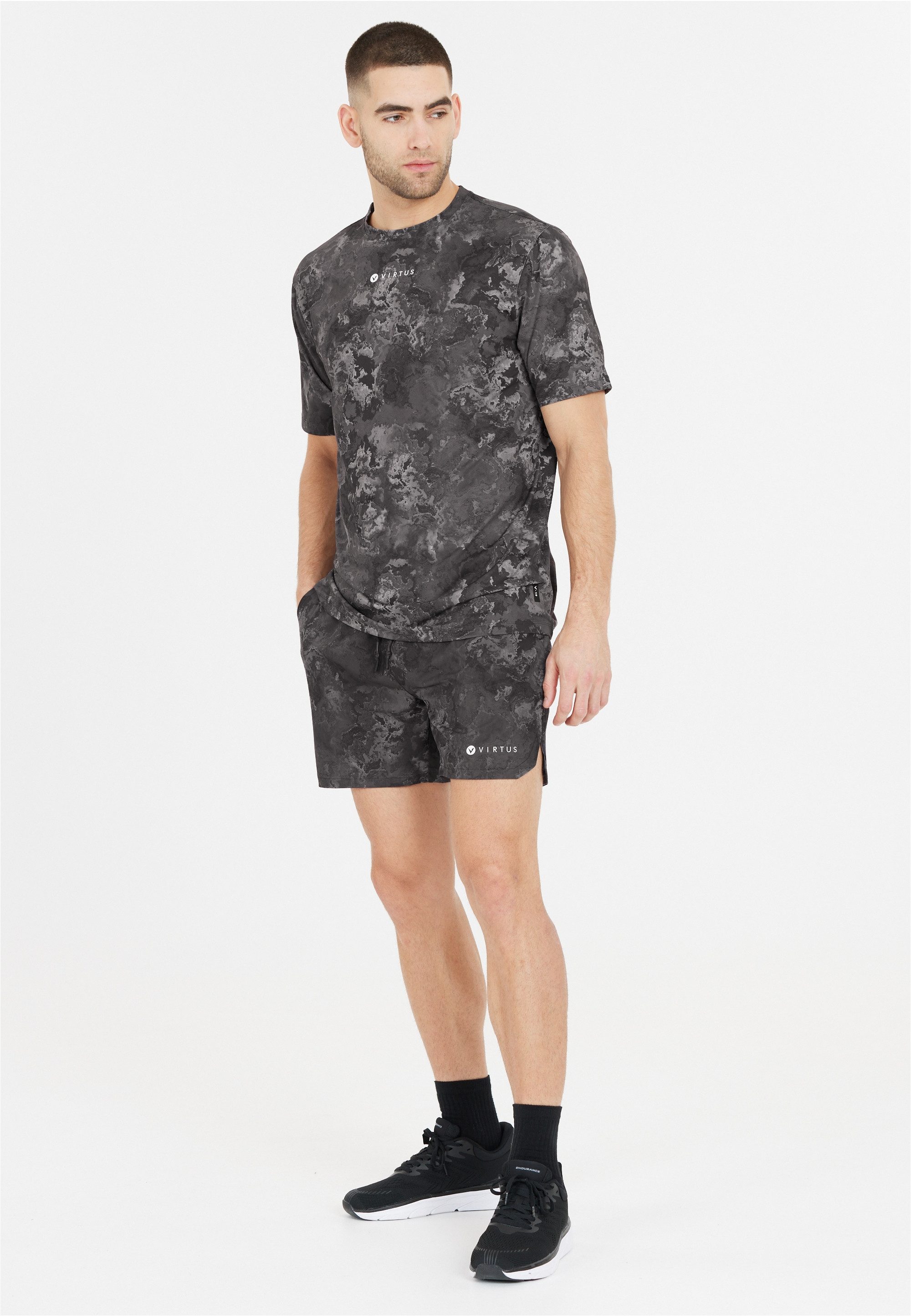 Virtus Shorts Callum aus elastischem und günstig online kaufen