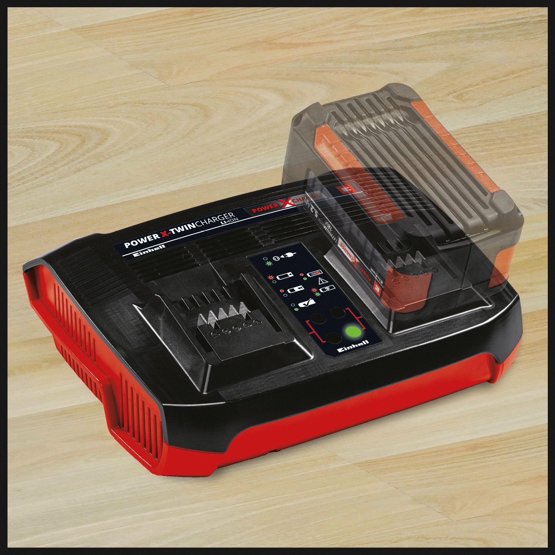 Einhell Akku-Ladestation (3000 mA, Twincharger, 3 A, Parallelladung von 2 x 18 V, 6-Stufen-Ladesystem)