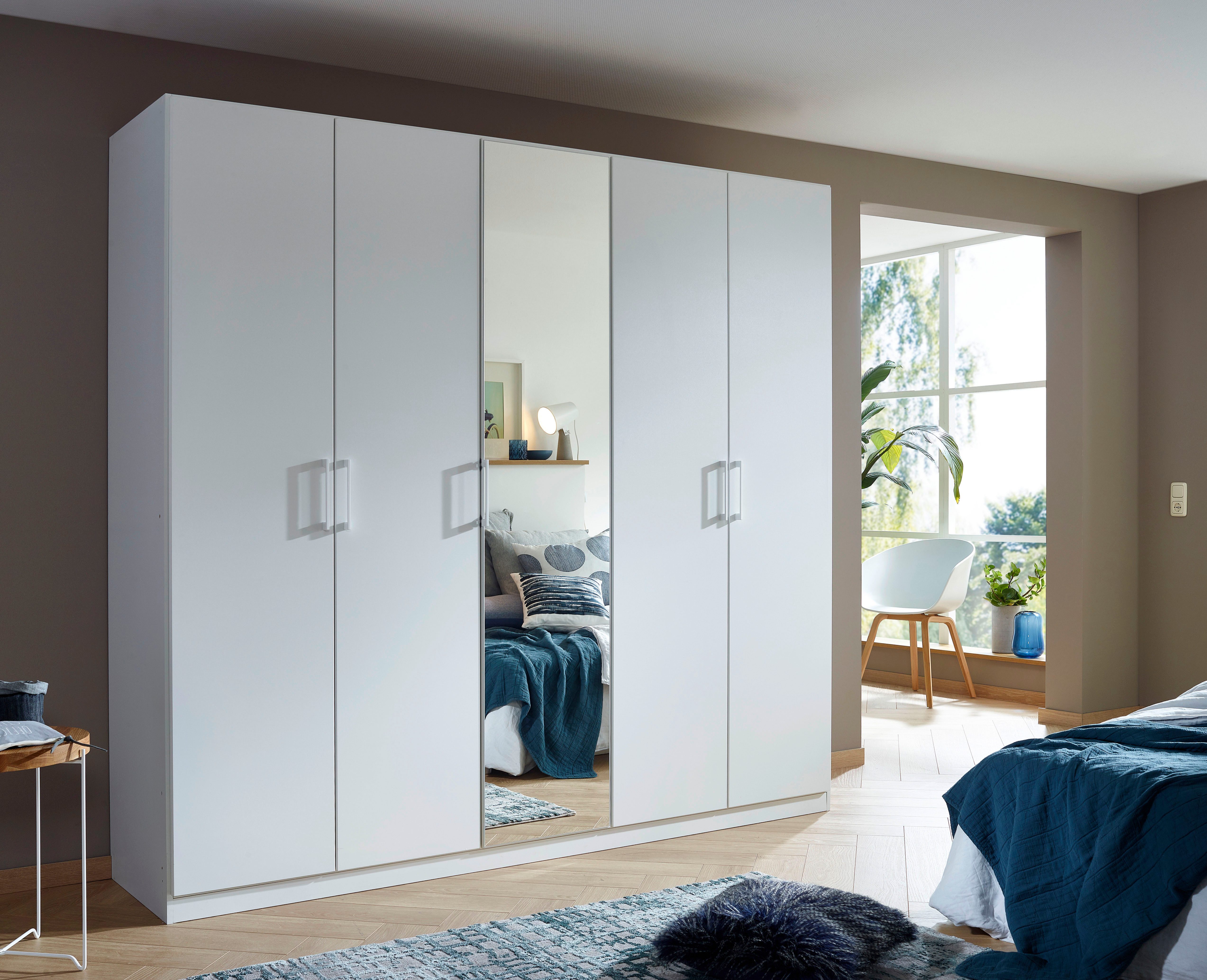 rauch Kleiderschrank Schrank Mehrzweckschrank Garderobenschrank Schlafzimmer Möbel THOR (3 verschiedene Ausstattungen BASIC/CLASSIC/PREMIUM (inkl. SOFT-CLOSE) mit farblich passenden, modernen Metallgriffen MADE IN GERMANY