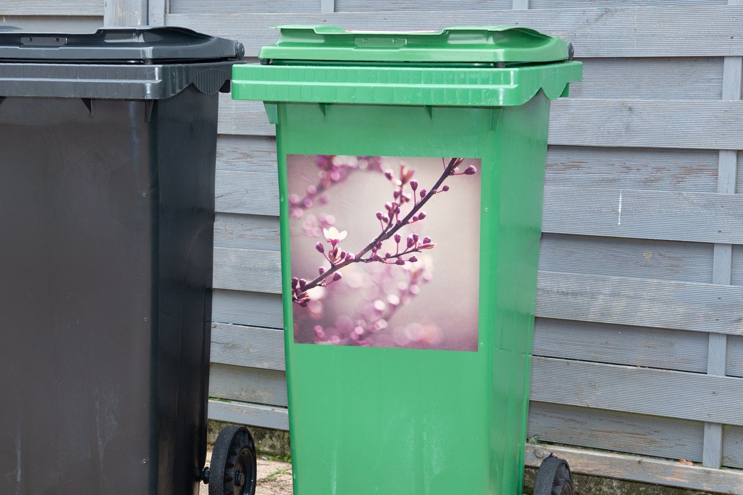Blüten Wandsticker Sakura der Mülltonne, Nahaufnahme violetten (1 St), Abfalbehälter Container, einer MuchoWow Sticker, Mülleimer-aufkleber,