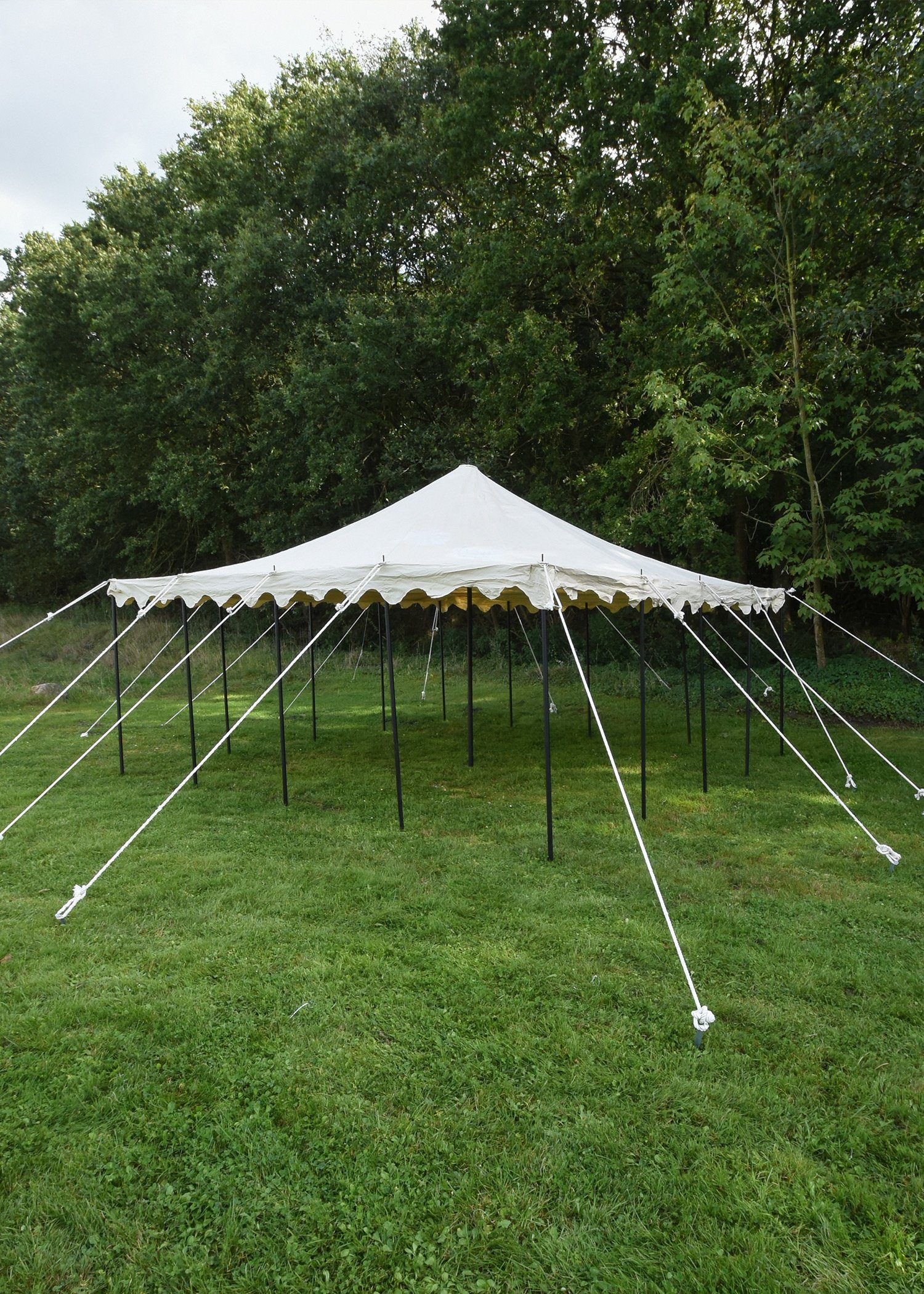 Battle Merchant Gruppenzelt Ritterzelt Herold, 6 x 6 m, 425 gsm, naturfarben
