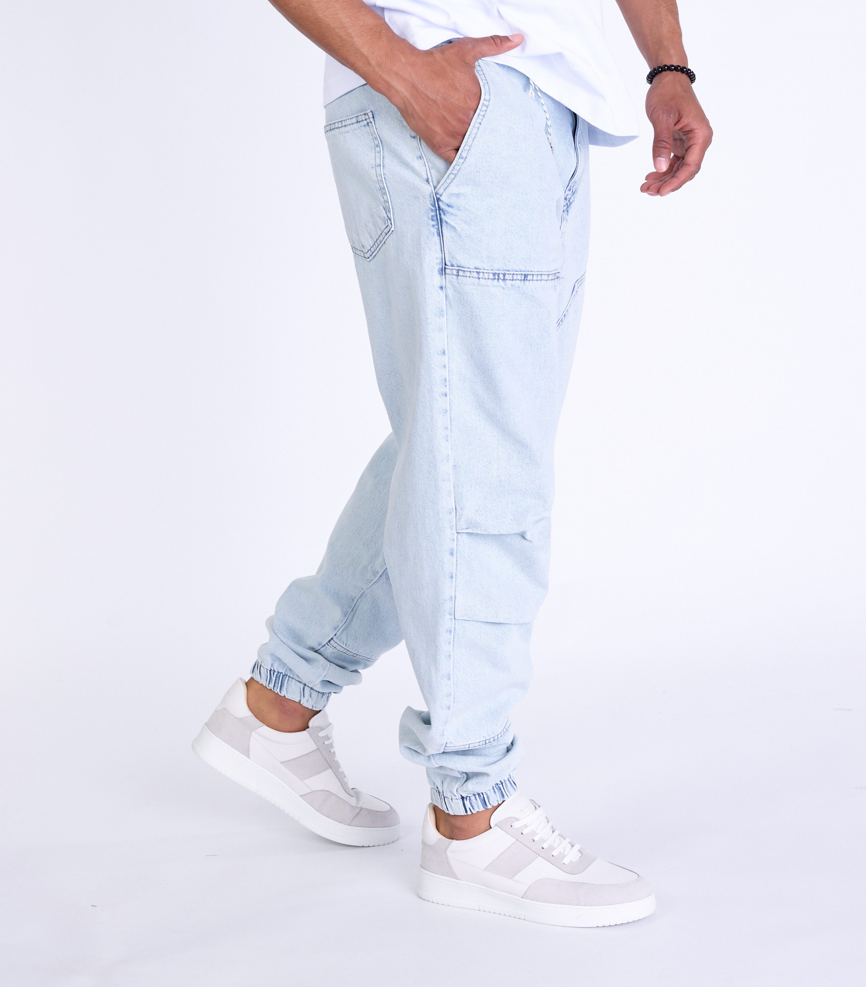 Denim House Jogger Pants Herren Loose Fit Jogger Jeans in hellblau günstig online kaufen