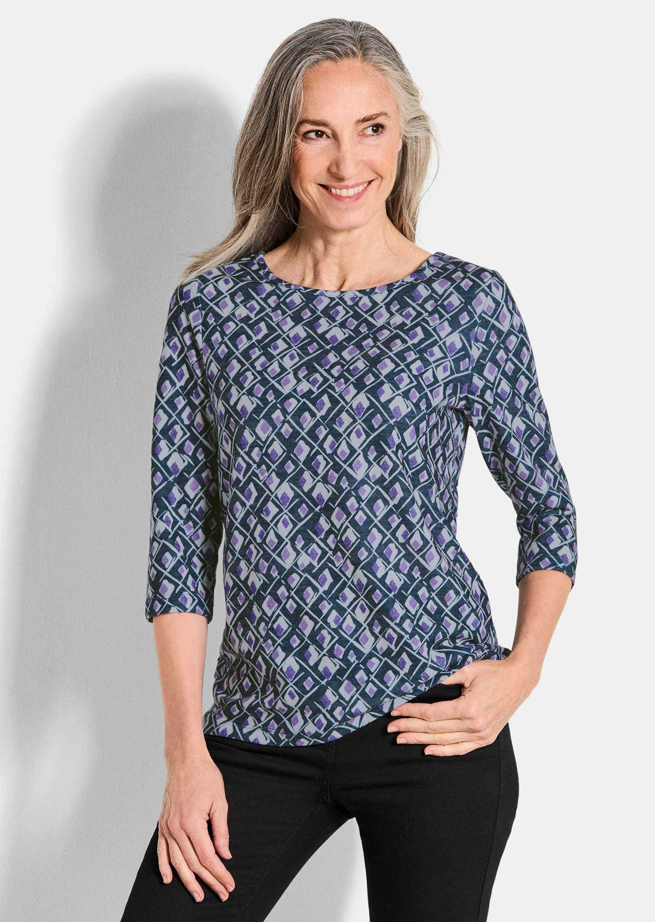 Print-Shirt Halbarm Viskoseshirt im Allover-Design