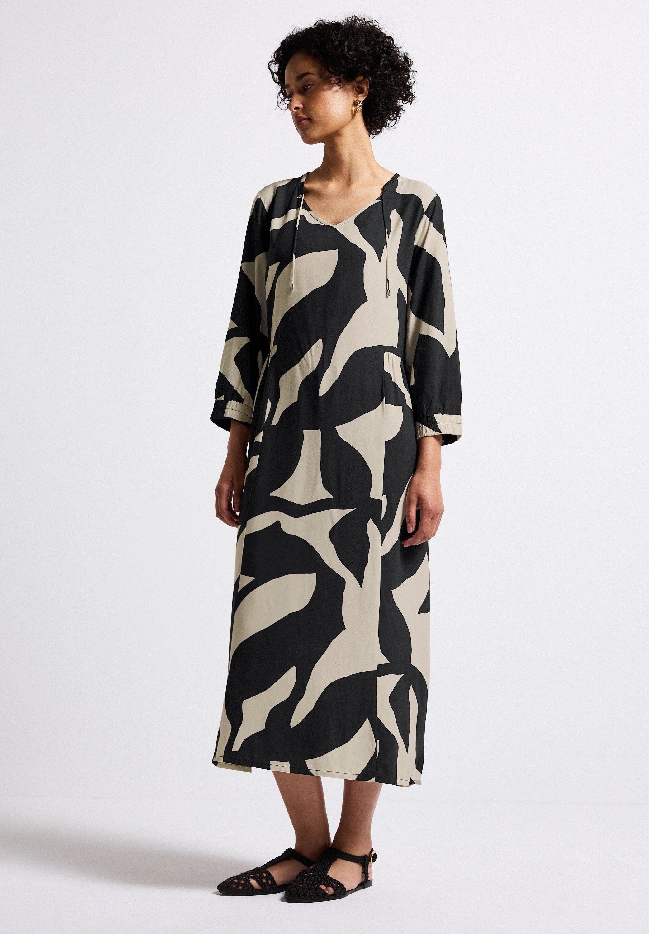 STREET ONE Midikleid mit grafischem Muster und 3/4 -Arm günstig online kaufen