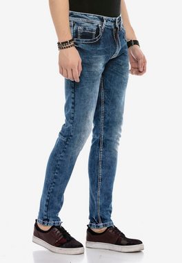 Cipo & Baxx Bequeme Jeans in klassischem Design
