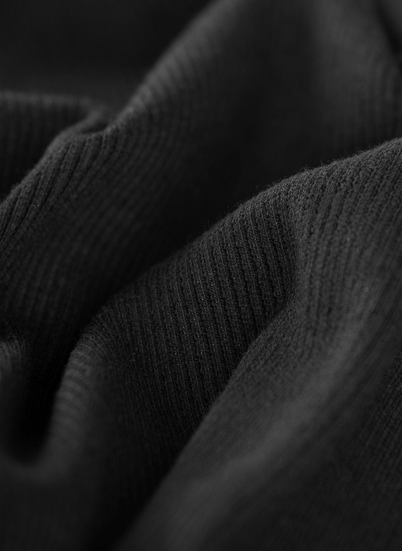 TRIGEMA Trigema T-Shirt Modisches Crop-Top schwarz
