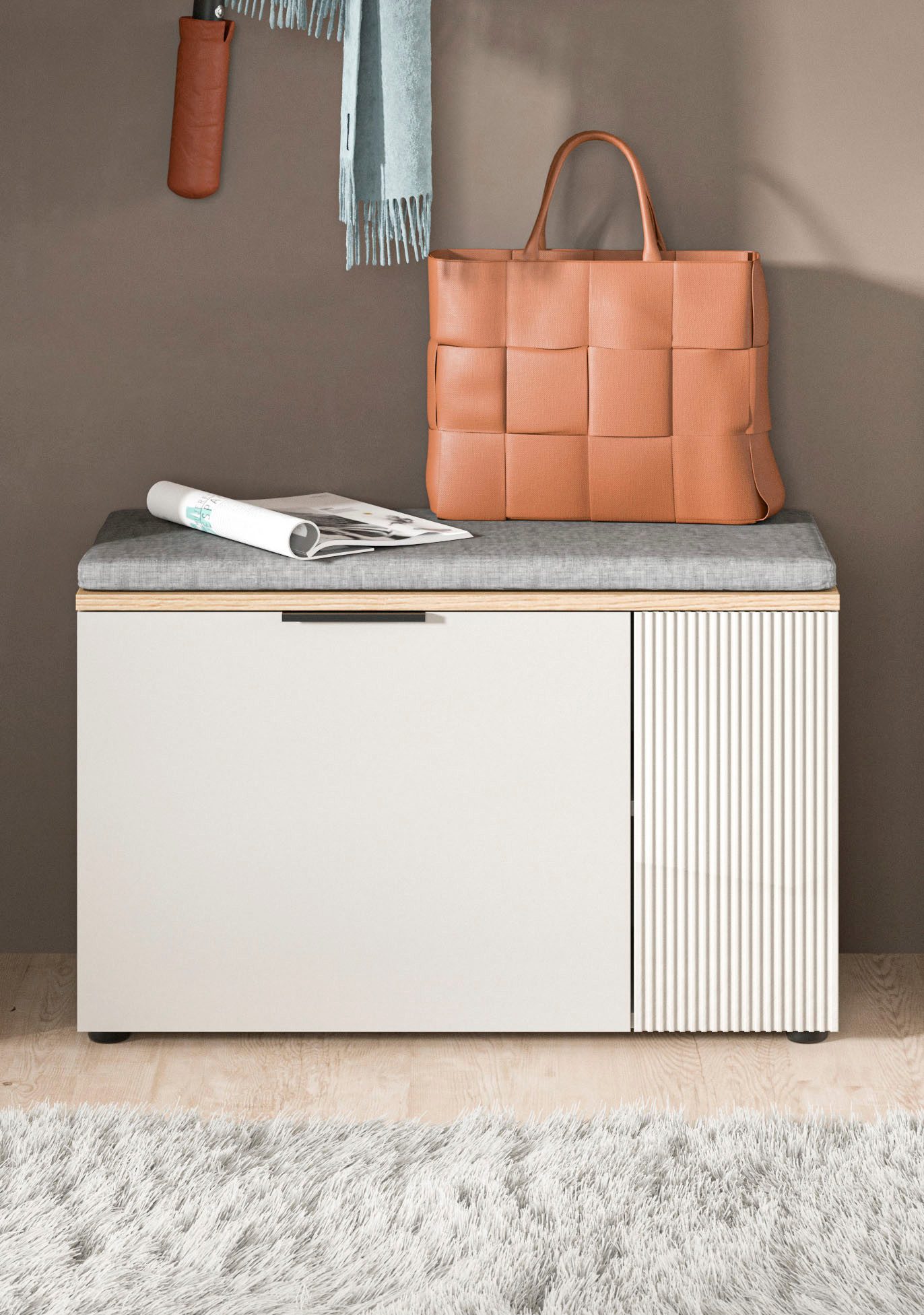 Home affaire Sitzbank EDIL, Breite 80cm, 2 Türen, 4 Fächer, inkl. Sitzkissen (2-St., moderne Farbkombination, Platz für ca. 6 Paar Schuhe), Garderobenbank, Bank, Flurbank, Schuhbank, Dielenbank