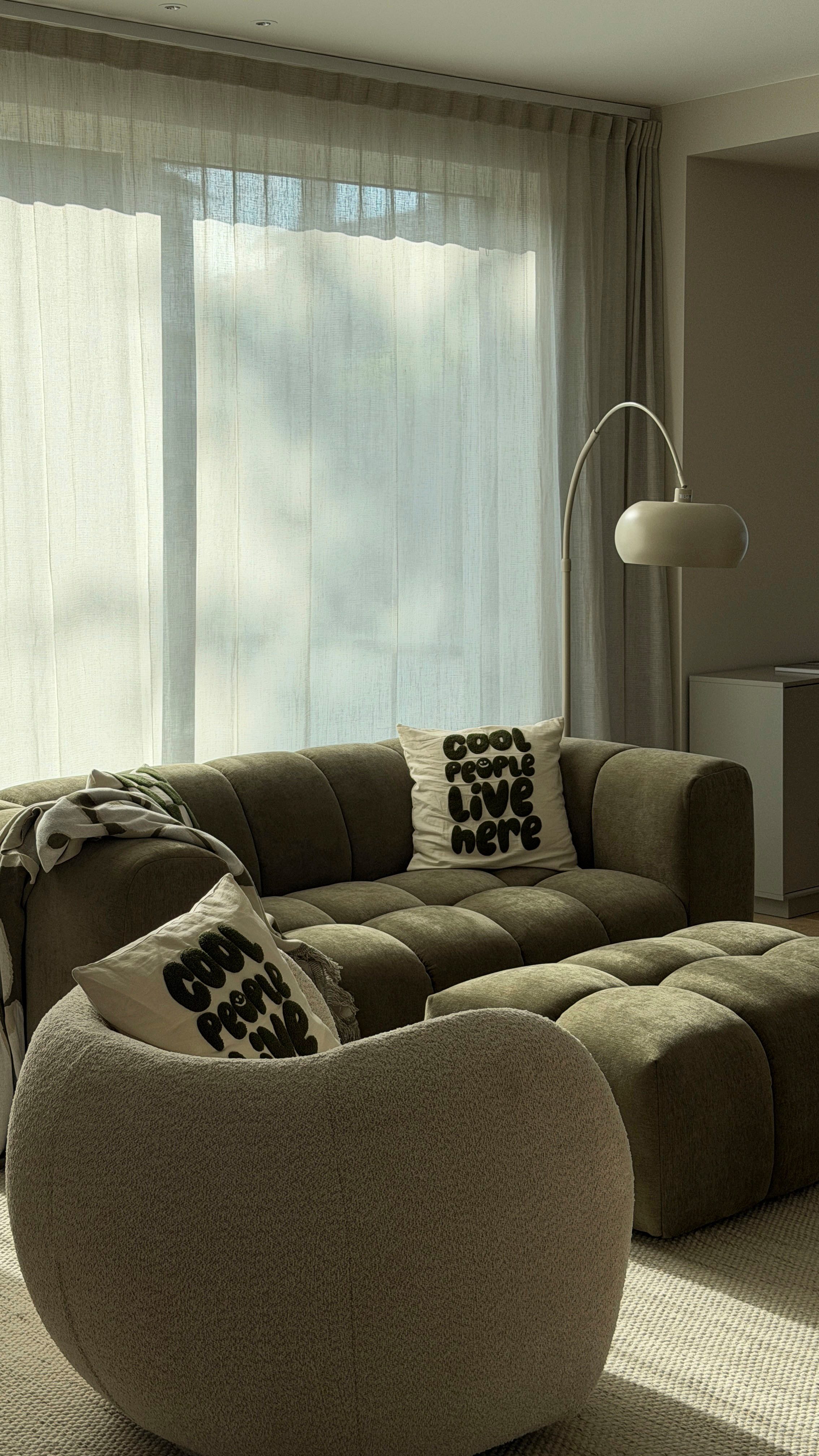 homsy by Ana Johnson Polsterhocker BOUBELLE Sitzhocker mit Steppung, Bubble-Optik, Maße B/T/H: 97/67/42cm, erstklassige Verarbeitung, hoher Sitzkomfort und mode – Bild 5 von 5