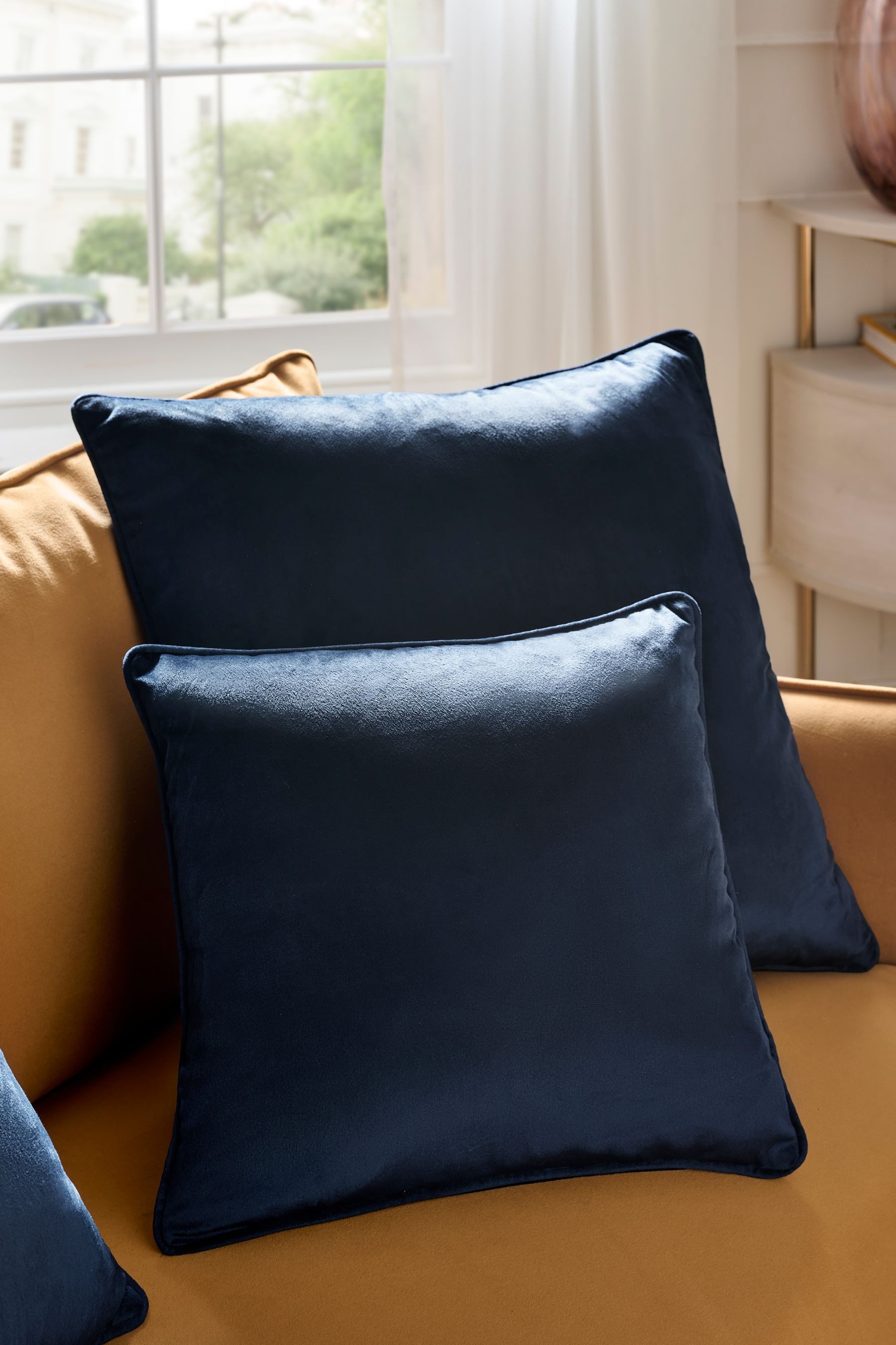 Dekokissen Kissen aus Mattsamt, 43 x 43 cm