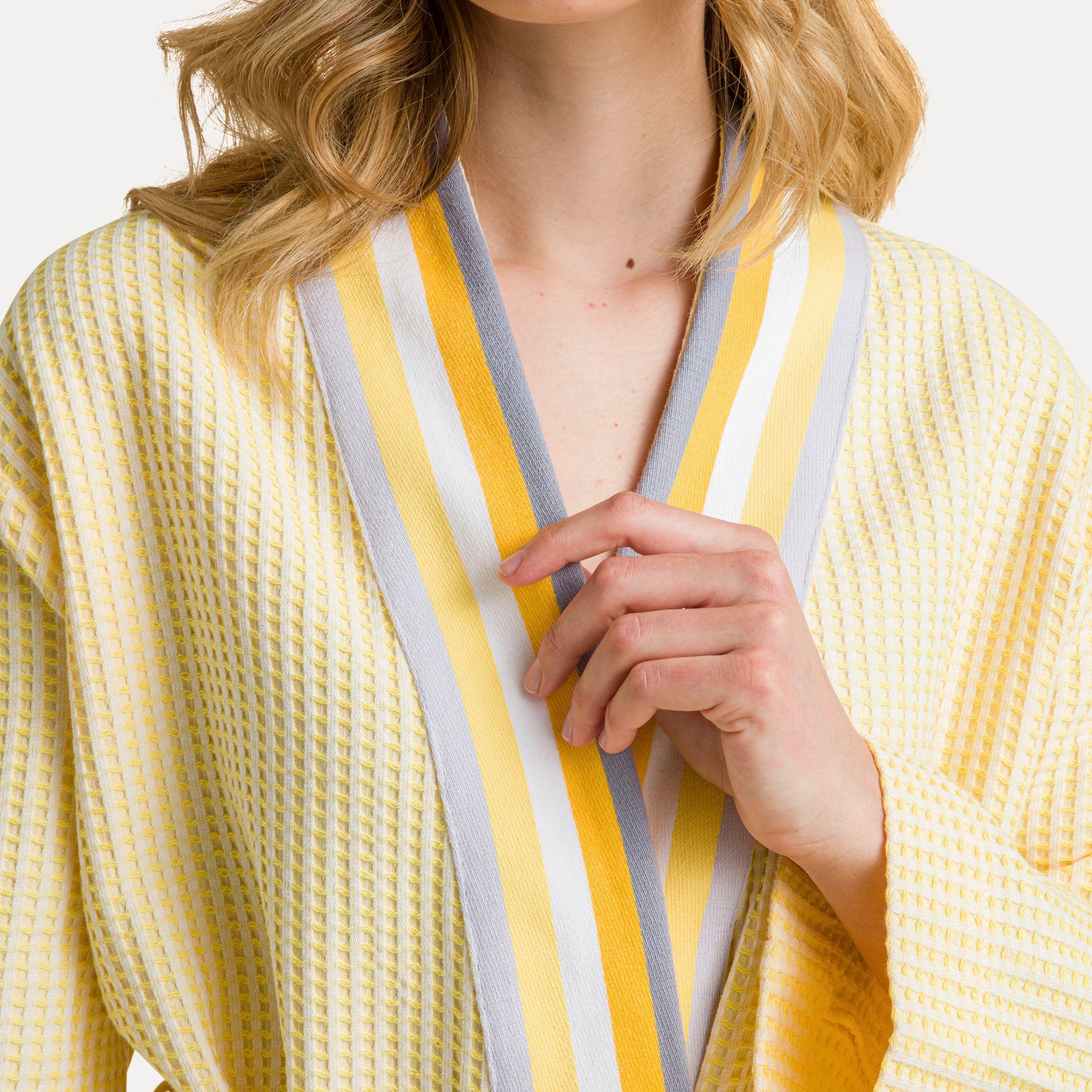 Möve Summer, Waffel-Piquee Gürtel, tollem Kimono-Kragen, Kurzform, gelb Unisex-Bademantel mit Piqué,