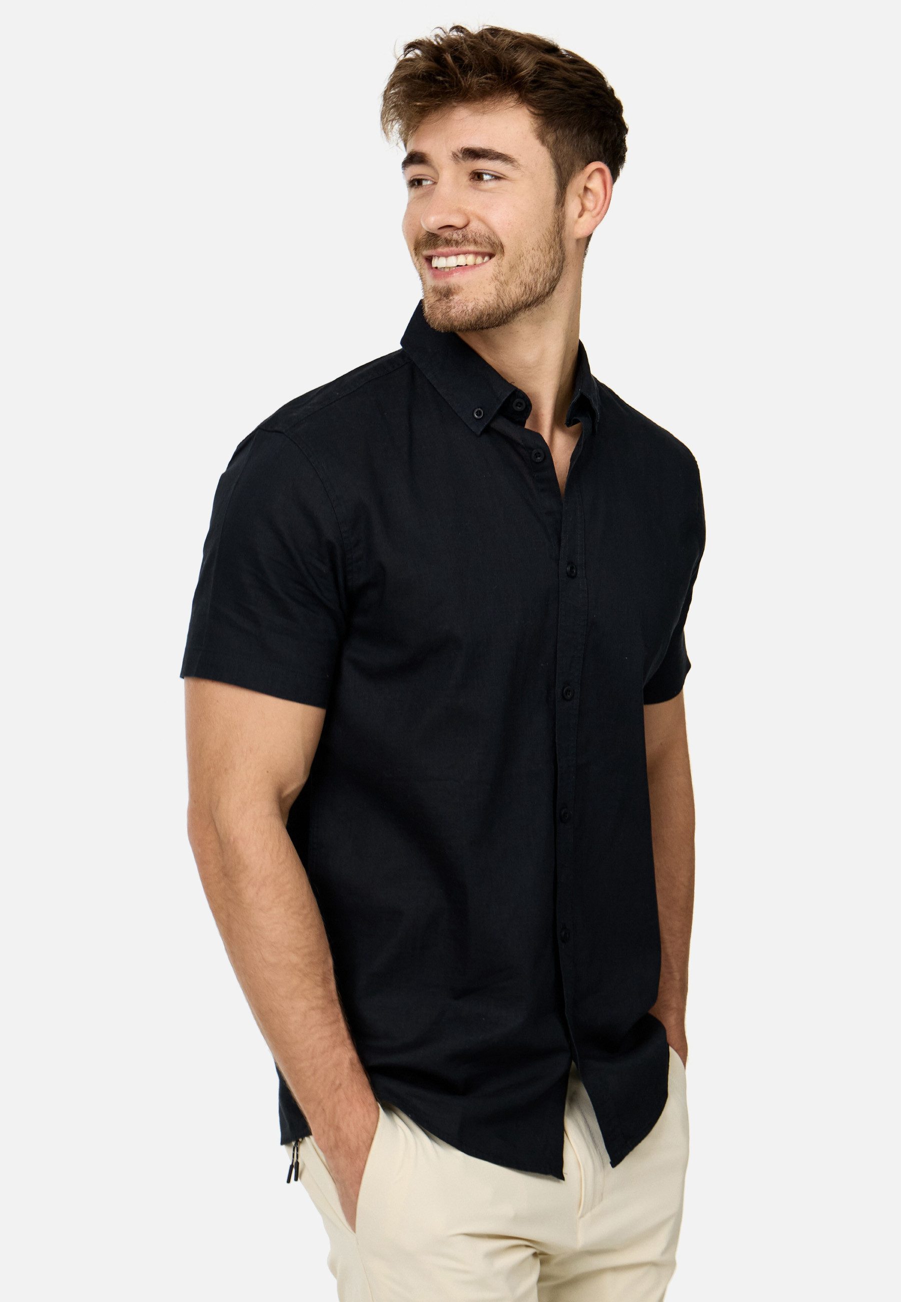 Indicode Kurzarmhemd Herren INBravida Herrenhemd Kurzarm aus einem leichtem Leinenmix, mit Button-Down-Kragen