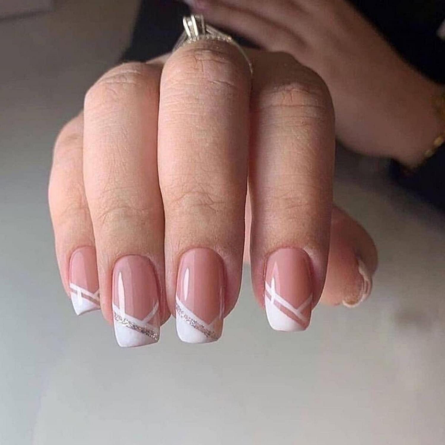 Kunstfingernägel 24er Set Glitter Eckige Nägel Weiß Kurz Press on Nails Kunstnägel