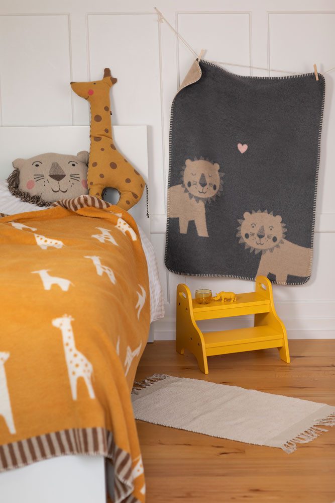 Kinderdecke Mila 'Giraffen' 150 x 200 cm Gold - Gelb, DAVID FUSSENEGGER günstig online kaufen