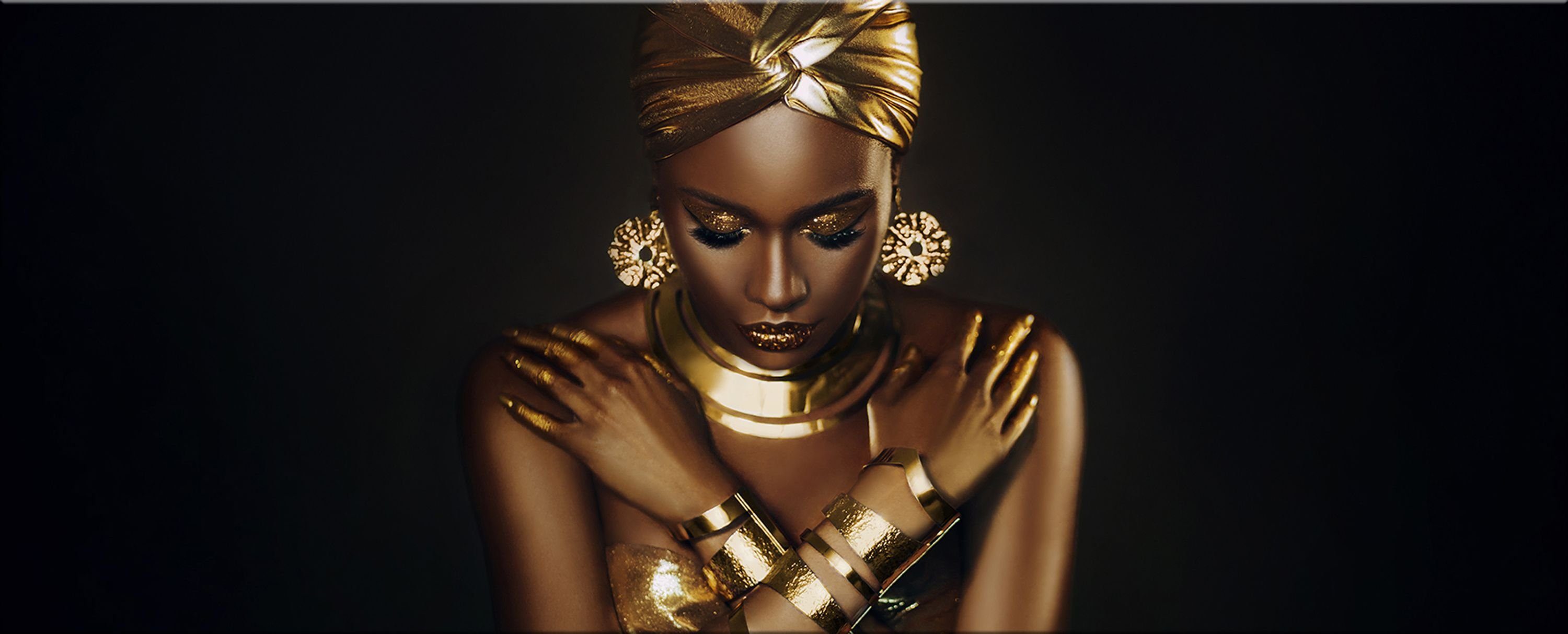 artissimo Glasbild Glasbild XXL 125x50 Frau Glas Wandbild Fashion Frauen: Bild aus Frau Afrikanische gold, schwarz groß cm 