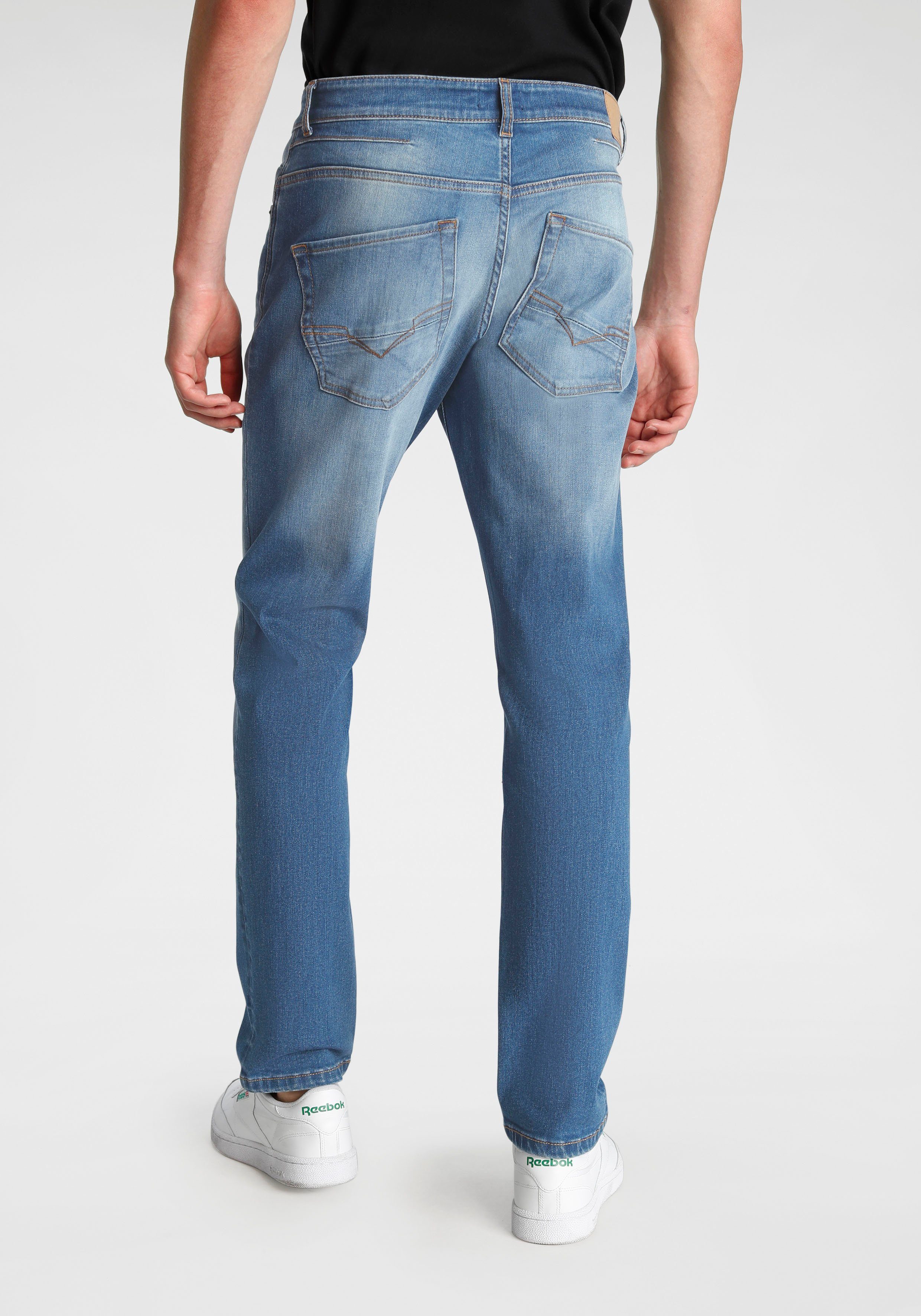 H.I.S Straight-Jeans DALE Ökologische, wassersparende durch blue Ozon Produktion Wash