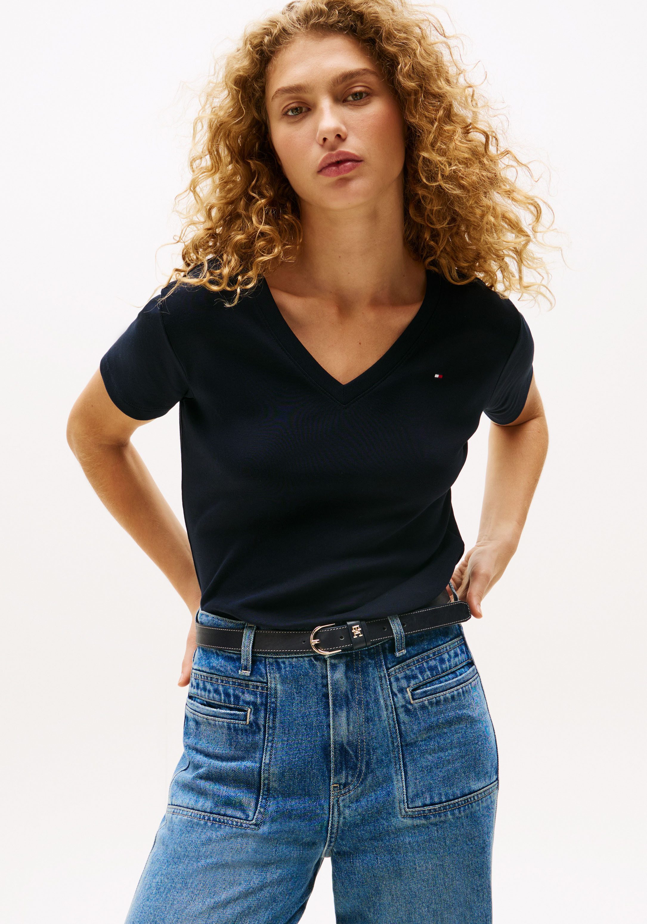 Tommy Hilfiger T-Shirt SLIM CODY V-NK SS mit V-Ausschnitt und Streifen Baum günstig online kaufen