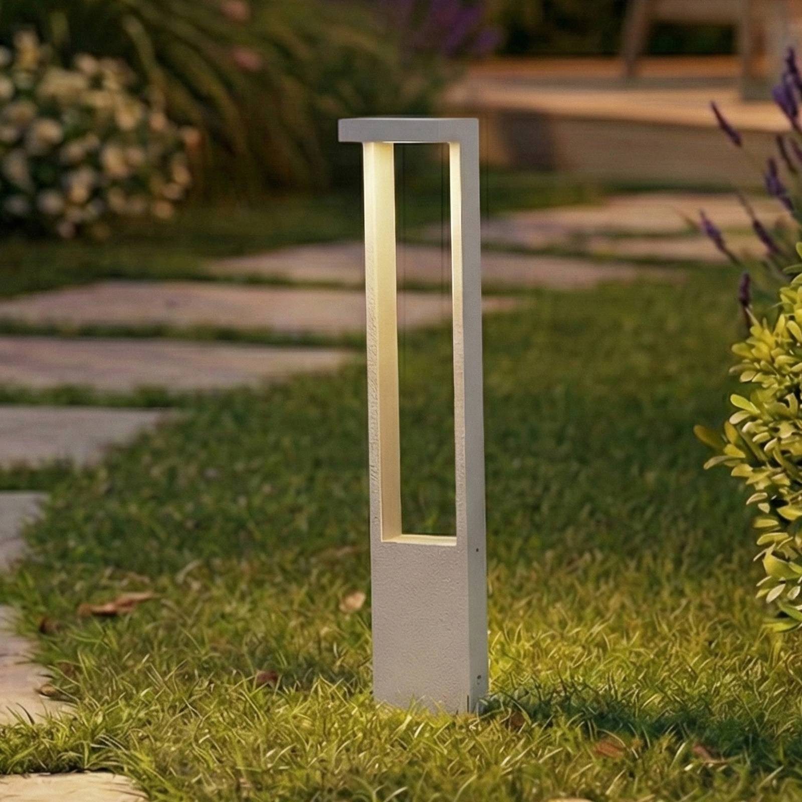 Lindby Außen-Stehlampe Lonete, LED, Metall, Weiß warmweiß IP65, LED 8,8 W gesamt, warmweiß