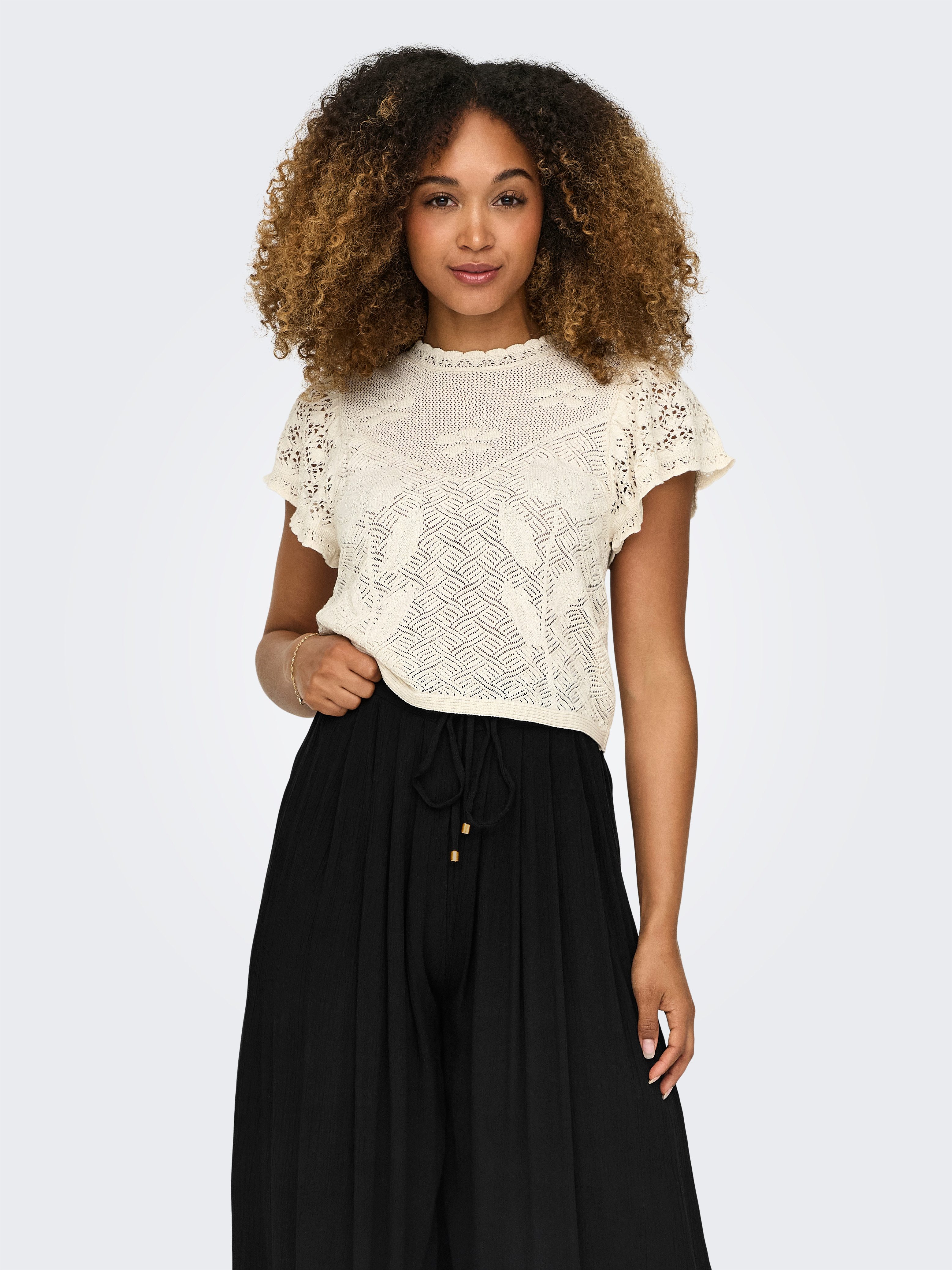 ONLY Kurzarmpullover ONLESTRALLA S/S SHORT STRUCTOP KNT NOOS