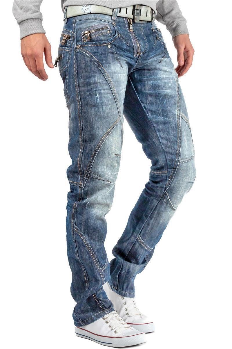 Cipo & Baxx Regular-fit-Jeans Herren Regular Fit Hose Stonewashed BA-C0751 (1-tlg) Schriftzug und diverse Verzierungen