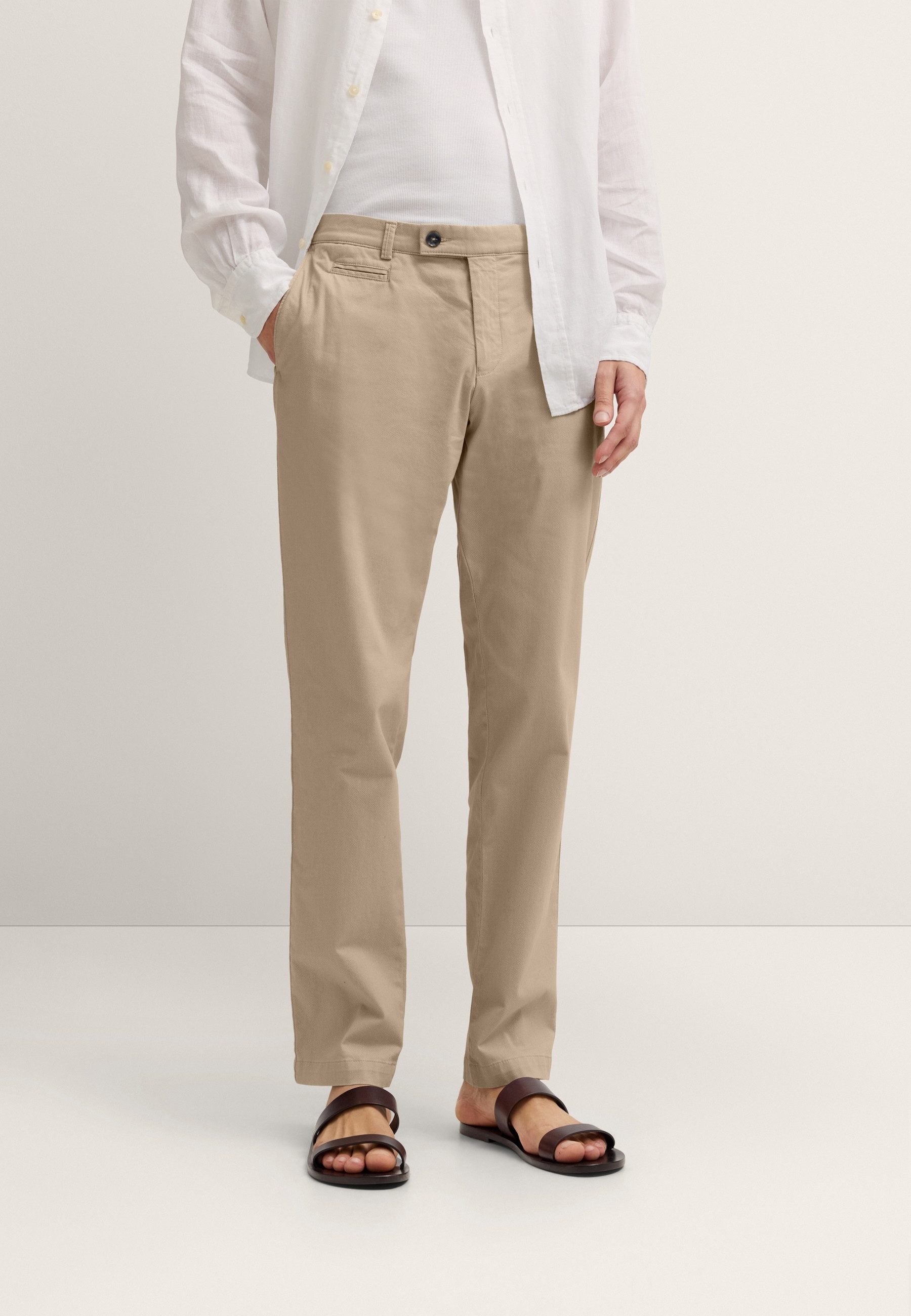 bugatti Chinohose Modern Fit aus der DynamicSeries